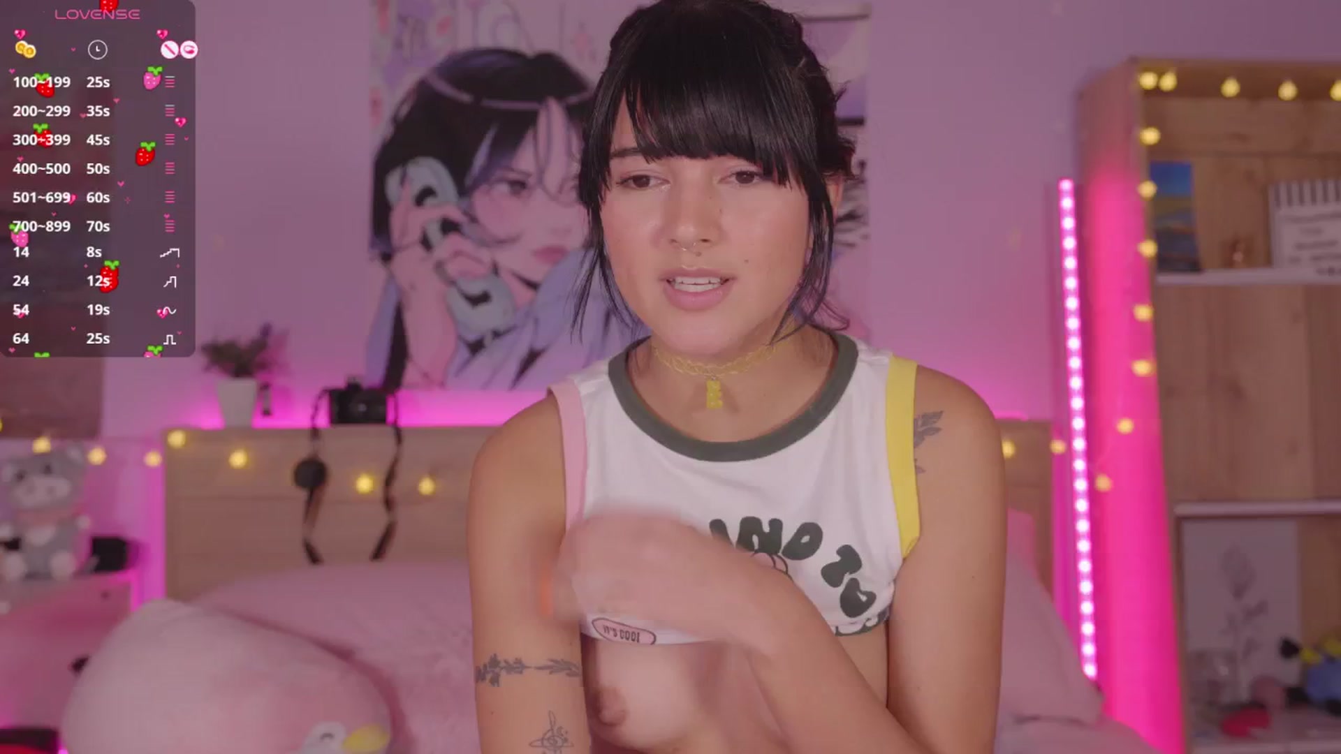 Gallery image thumbnail from kittennmoon's myfreecams stream on, 12/14/2024, 07:51 image 19 of 20