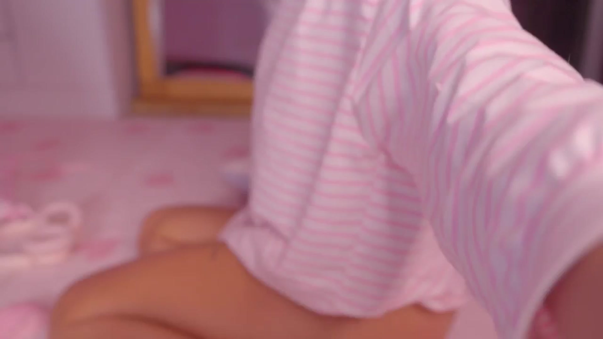 Gallery image thumbnail from kittennmoon's myfreecams stream on, 03/04/2025, 02:59 image 20 of 20