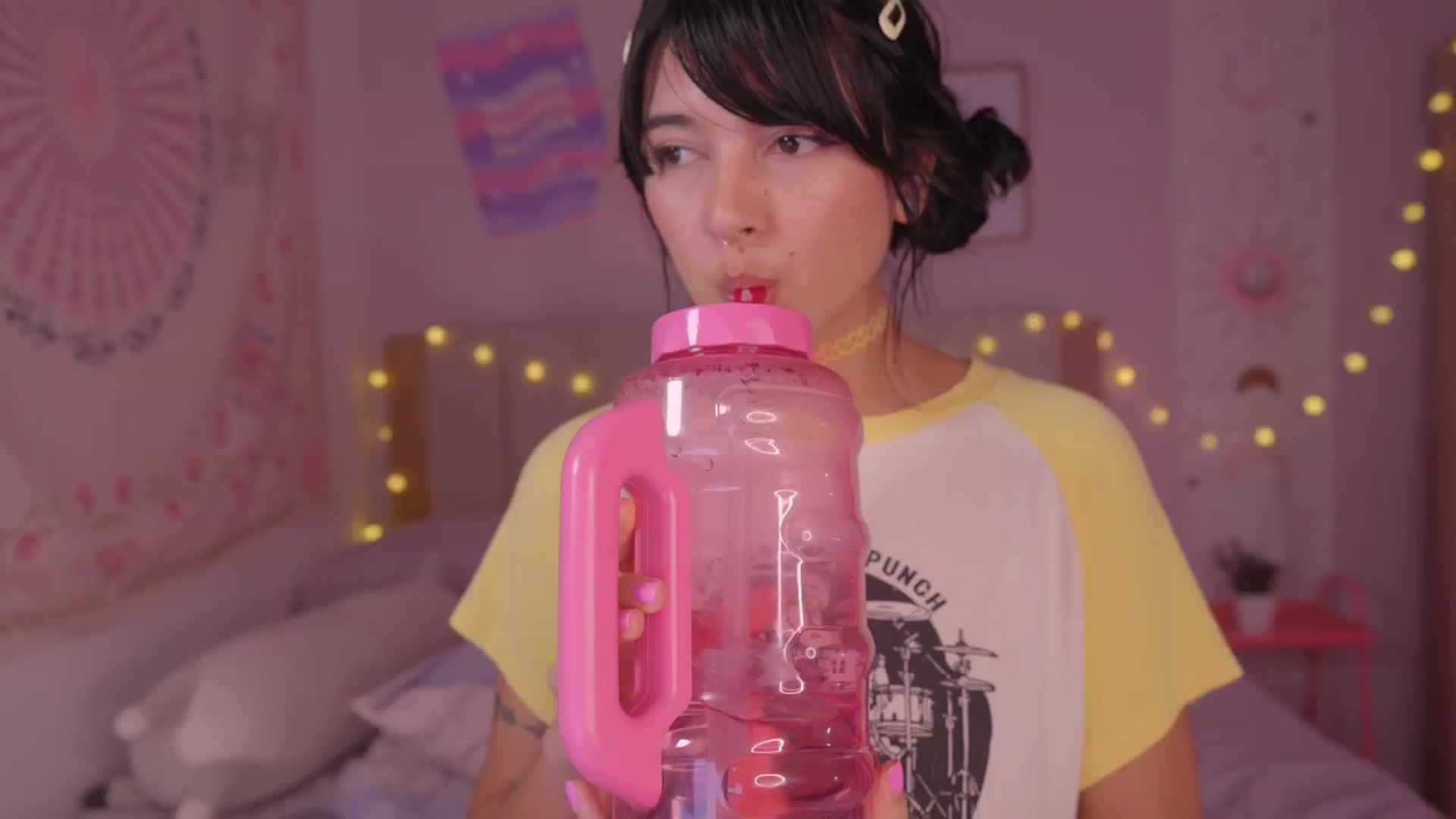 Gallery image thumbnail from kittennmoon's myfreecams stream on, 03/10/2025, 03:32 image 9 of 20