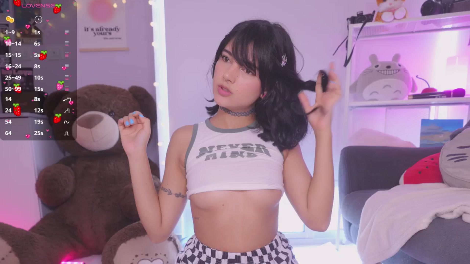 Gallery image thumbnail from kittennmoon's myfreecams stream on, 04/16/2025, 16:49 image 5 of 20