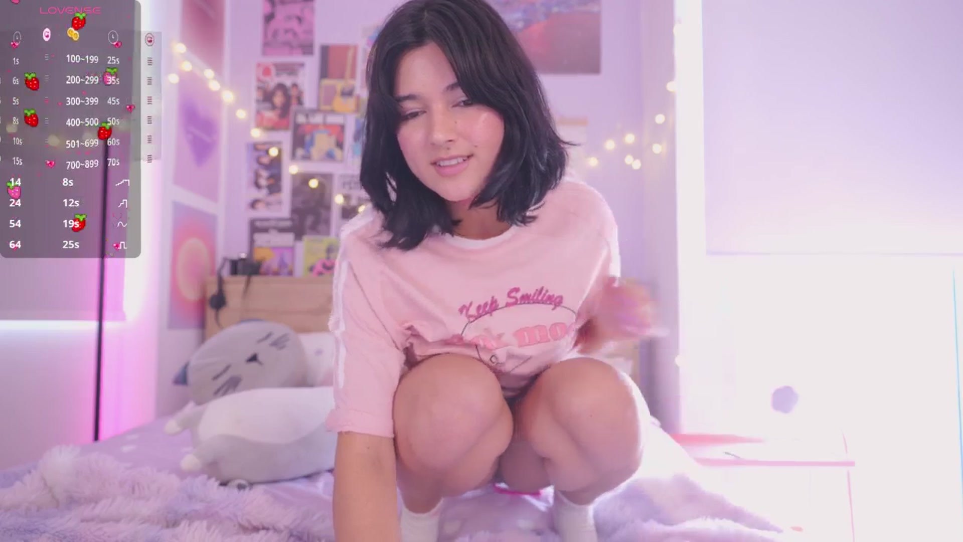 Gallery image thumbnail from kittennmoon's myfreecams stream on, 08/10/2025, 21:11 image 10 of 20