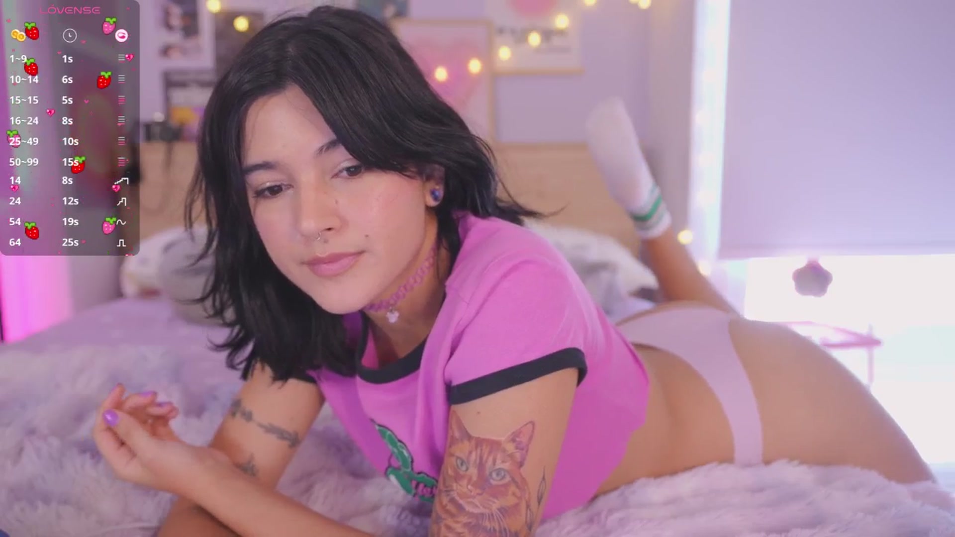 Gallery image thumbnail from kittennmoon's myfreecams stream on, 08/12/2025, 17:53 image 9 of 20