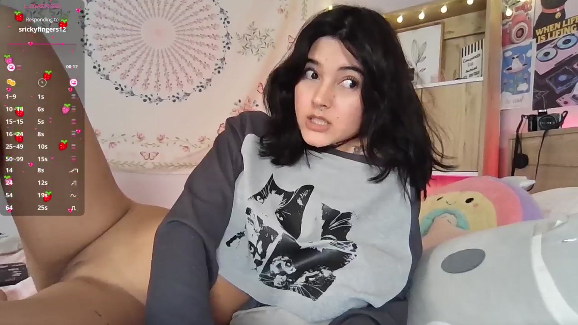 Gallery image thumbnail from kittennmoon's myfreecams stream on, 09/05/2025, 02:10 image 18 of 20