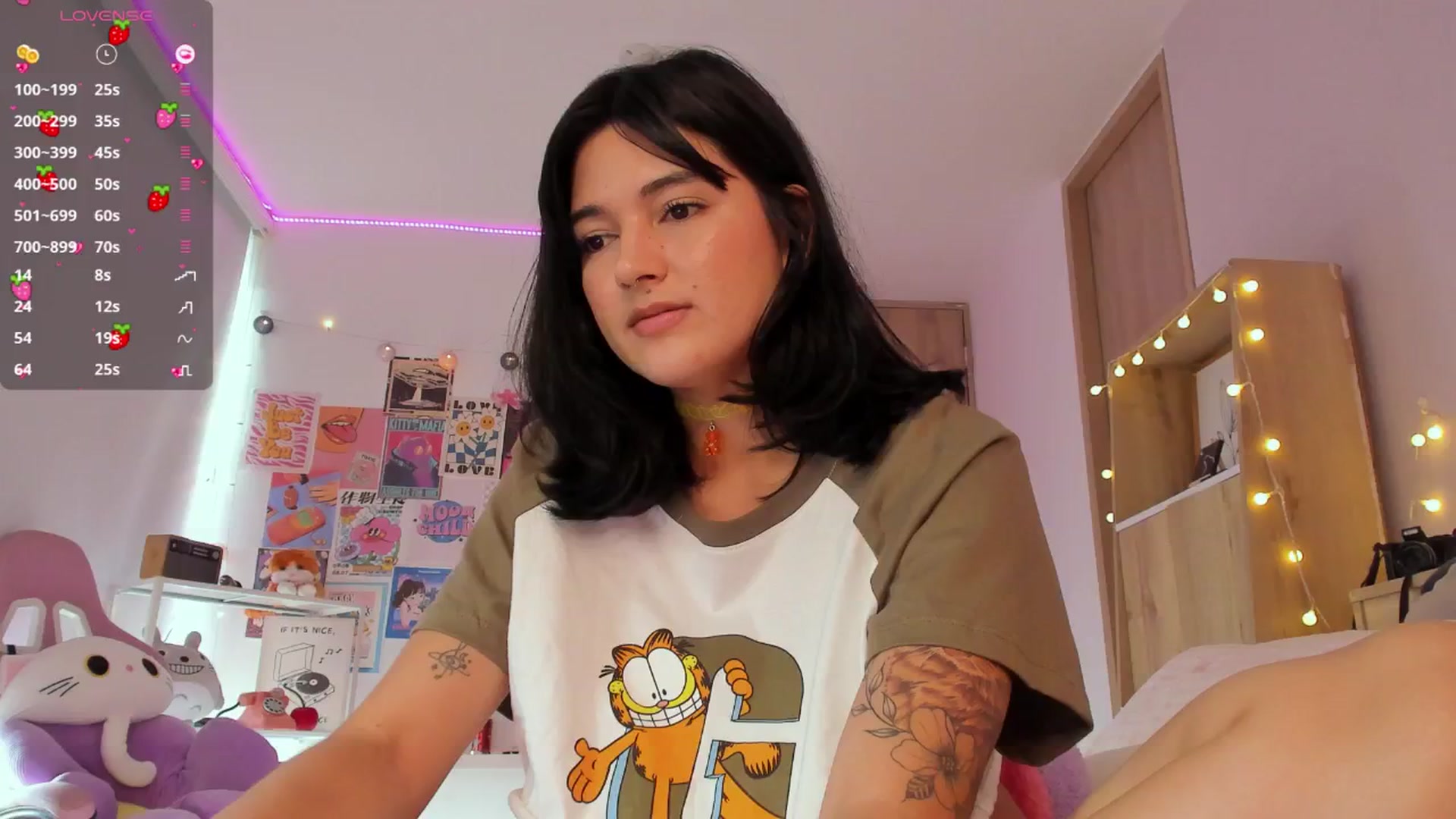Gallery image thumbnail from kittennmoon's myfreecams stream on, 10/03/2025, 20:13 image 19 of 20