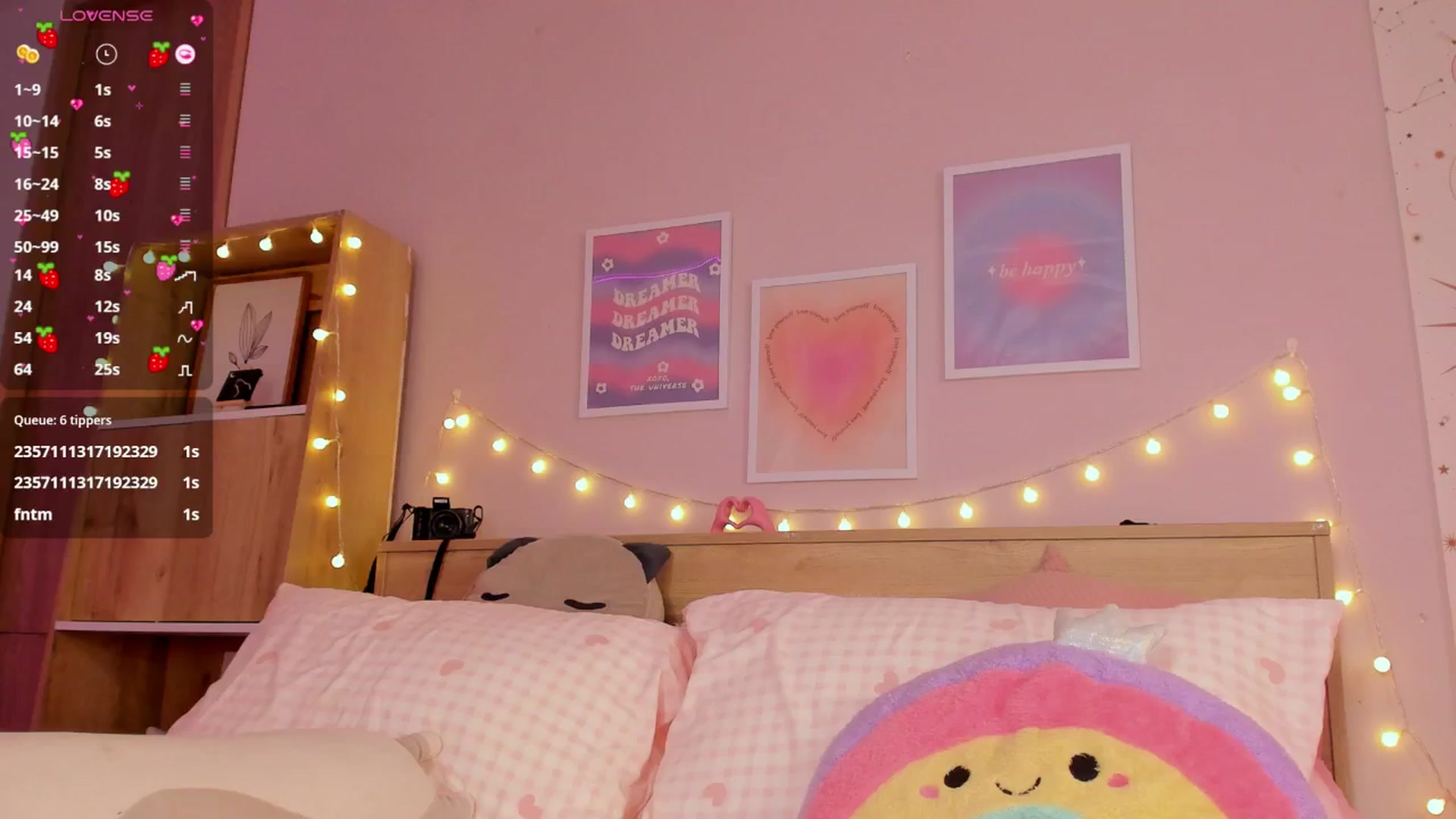 Gallery image thumbnail from kittennmoon's myfreecams stream on, 10/03/2025, 23:09 image 19 of 20