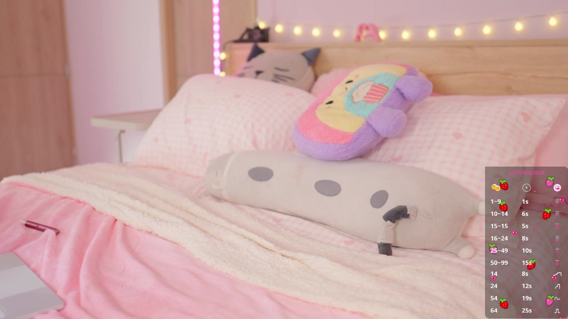 Gallery image thumbnail from kittennmoon's myfreecams stream on, 10/26/2025, 23:10 image 13 of 20