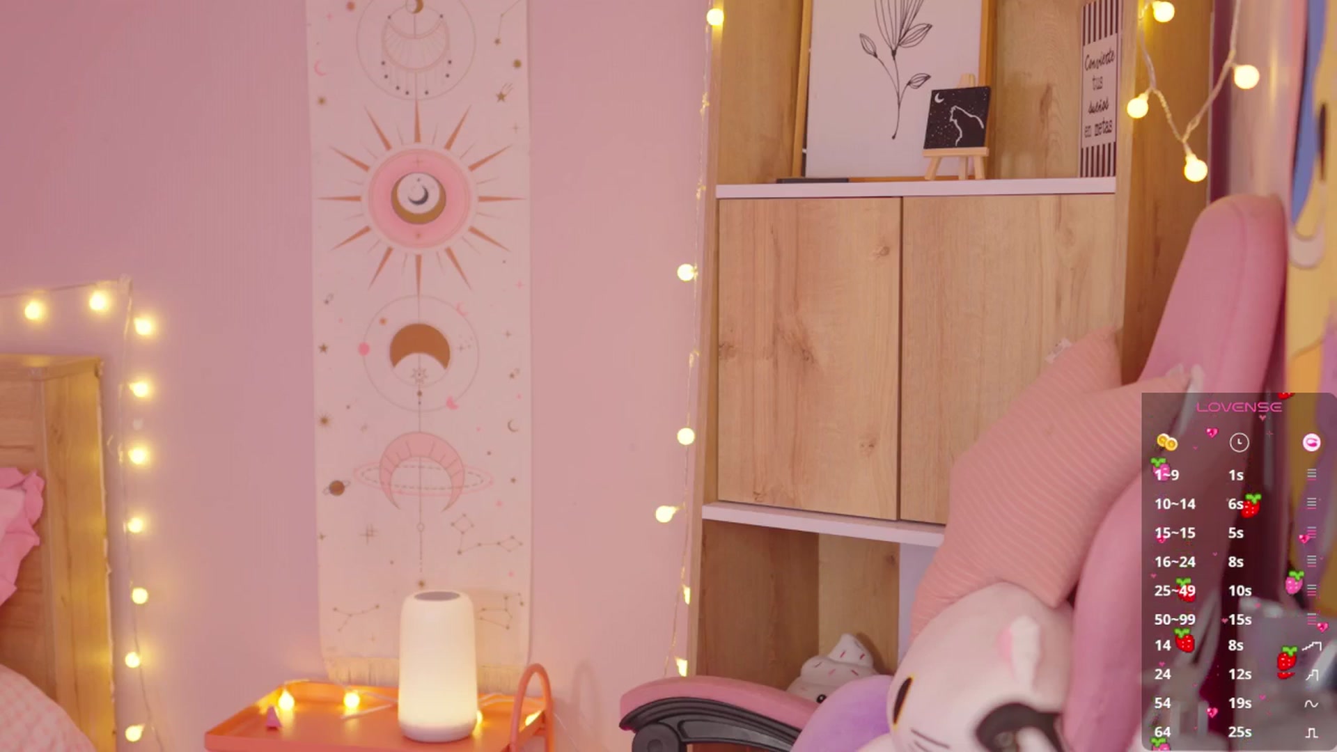Gallery image thumbnail from kittennmoon's myfreecams stream on, 10/27/2025, 24:59 image 10 of 20