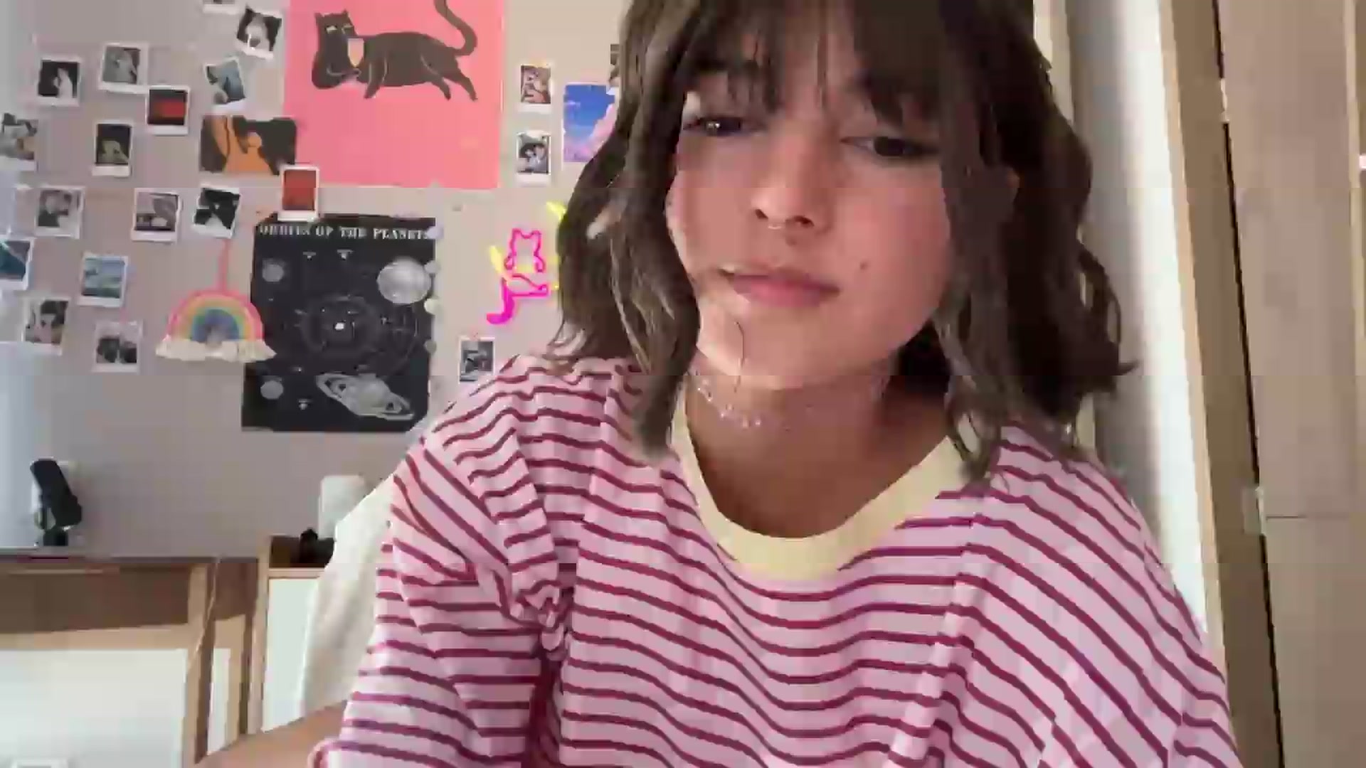 Gallery image thumbnail from kittennmoon's myfreecams stream on, 05/17/2026, 21:30 image 4 of 20