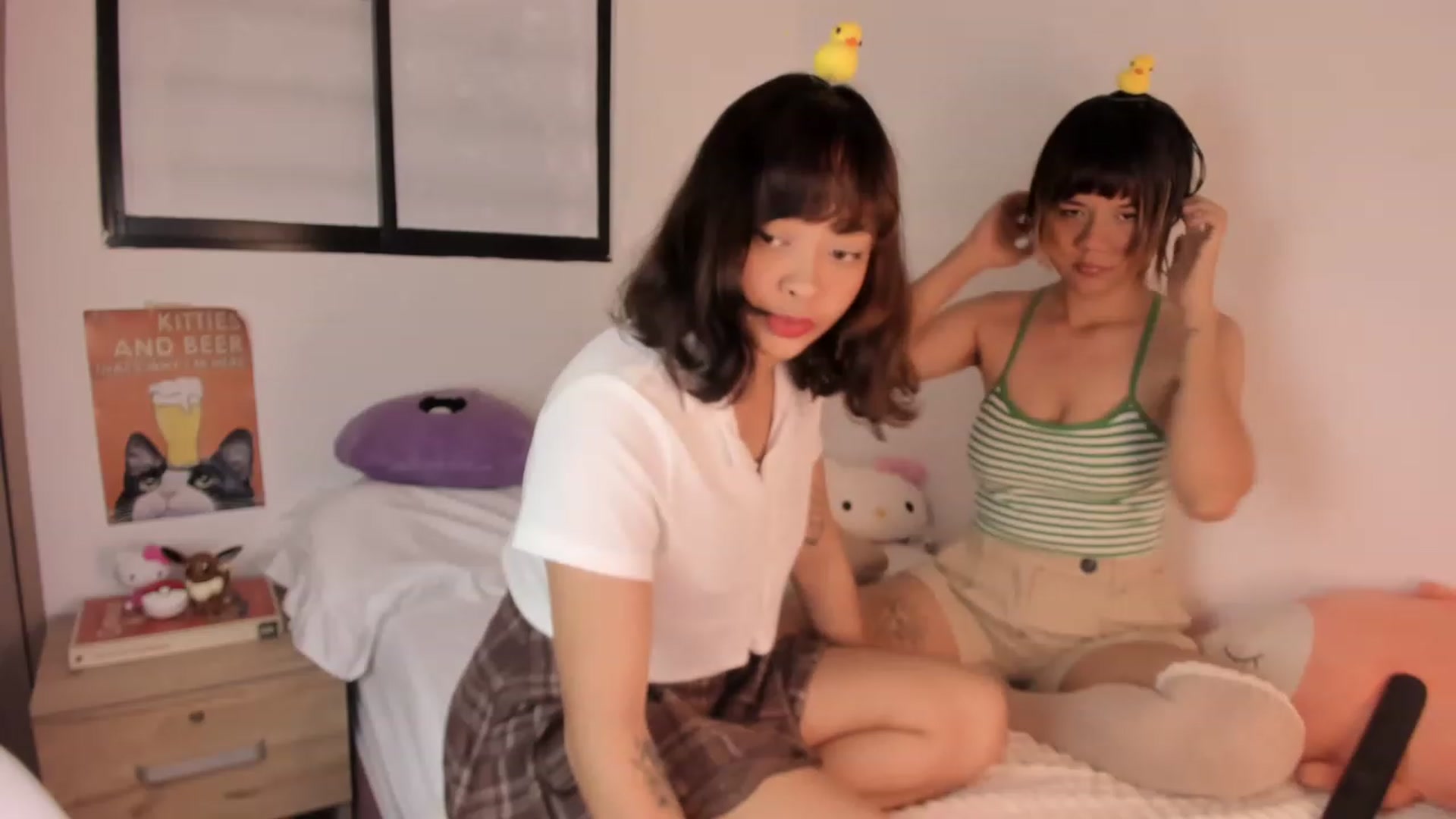 Gallery image thumbnail from kittieEVIL's myfreecams stream on, 11/14/2022, 22:32 image 3 of 20