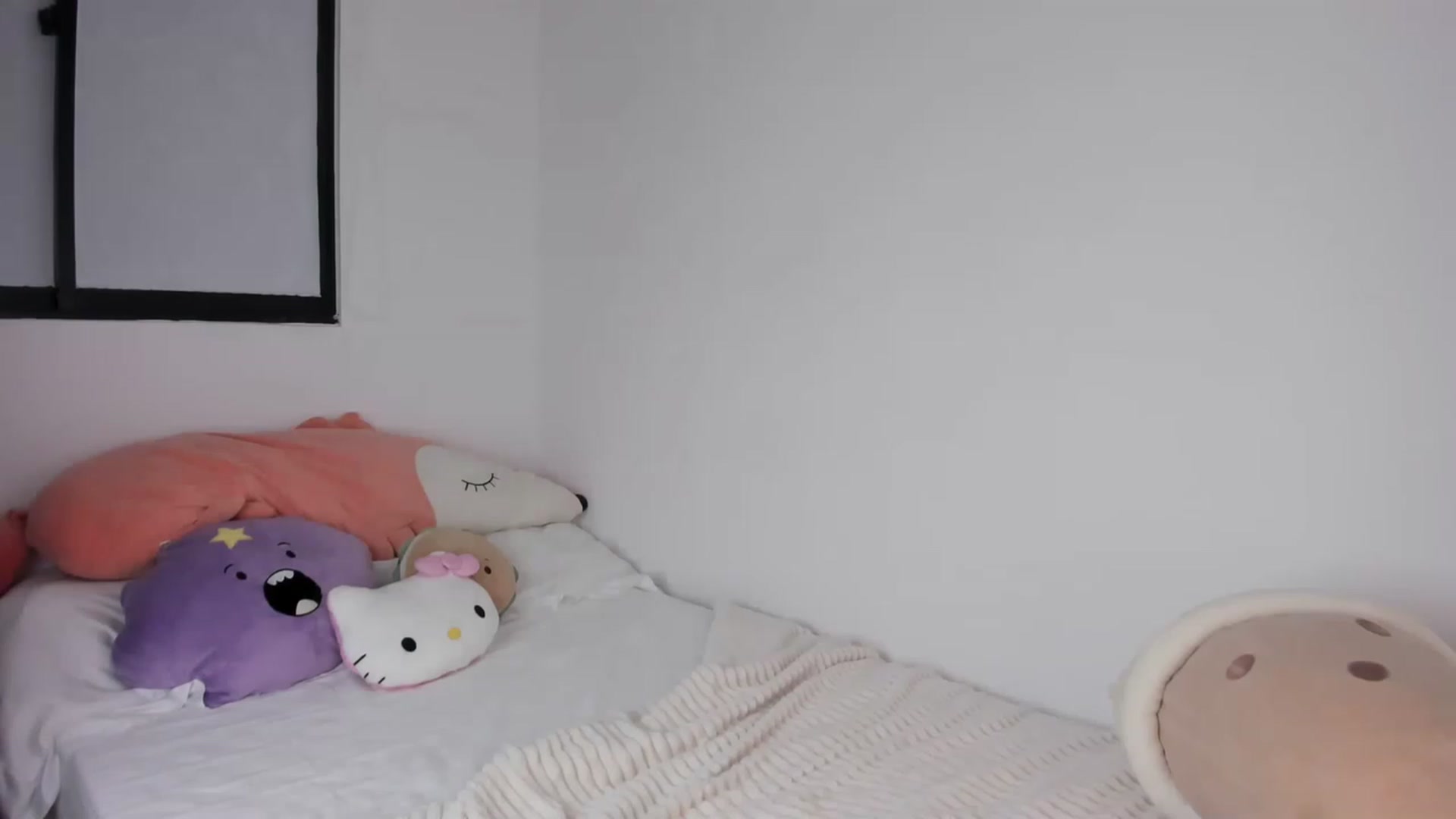 Gallery image thumbnail from kittieEVIL's myfreecams stream on, 11/18/2022, 01:03 image 4 of 20