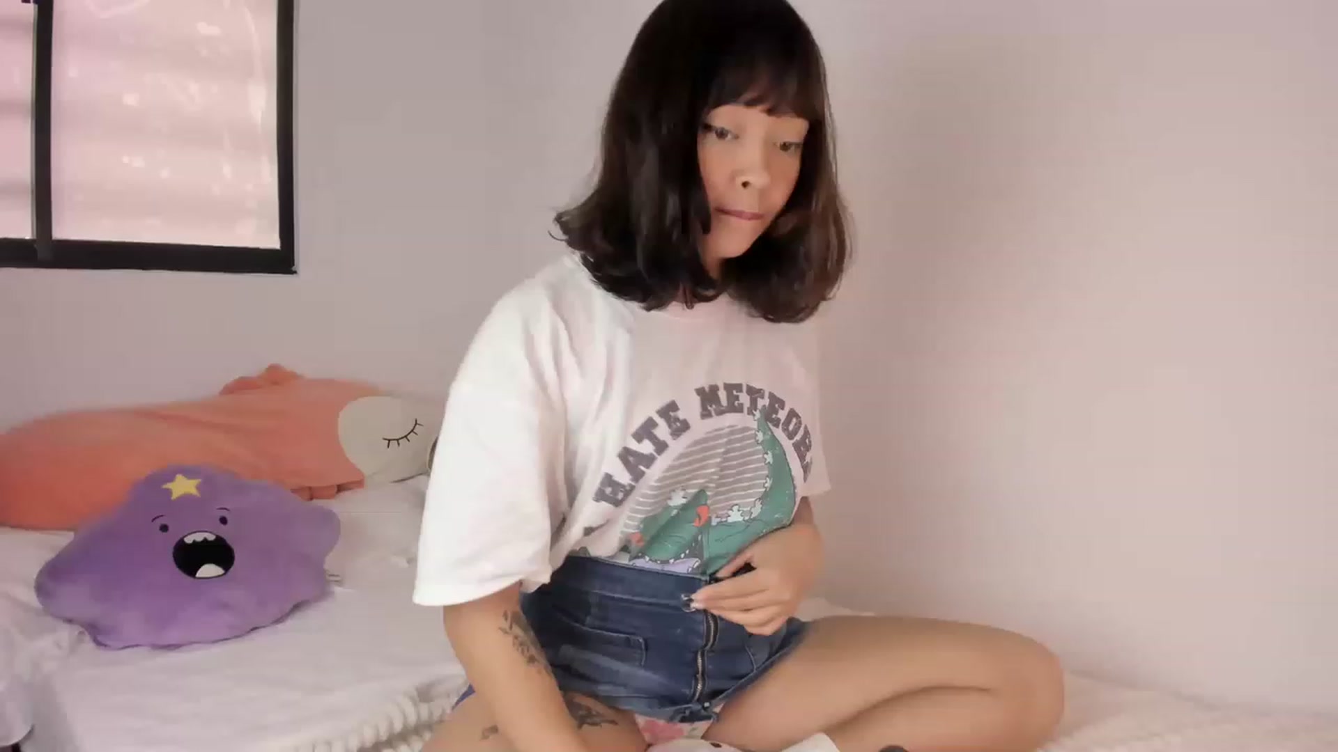 Gallery image thumbnail from kittieEVIL's myfreecams stream on, 11/18/2022, 19:06 image 7 of 20