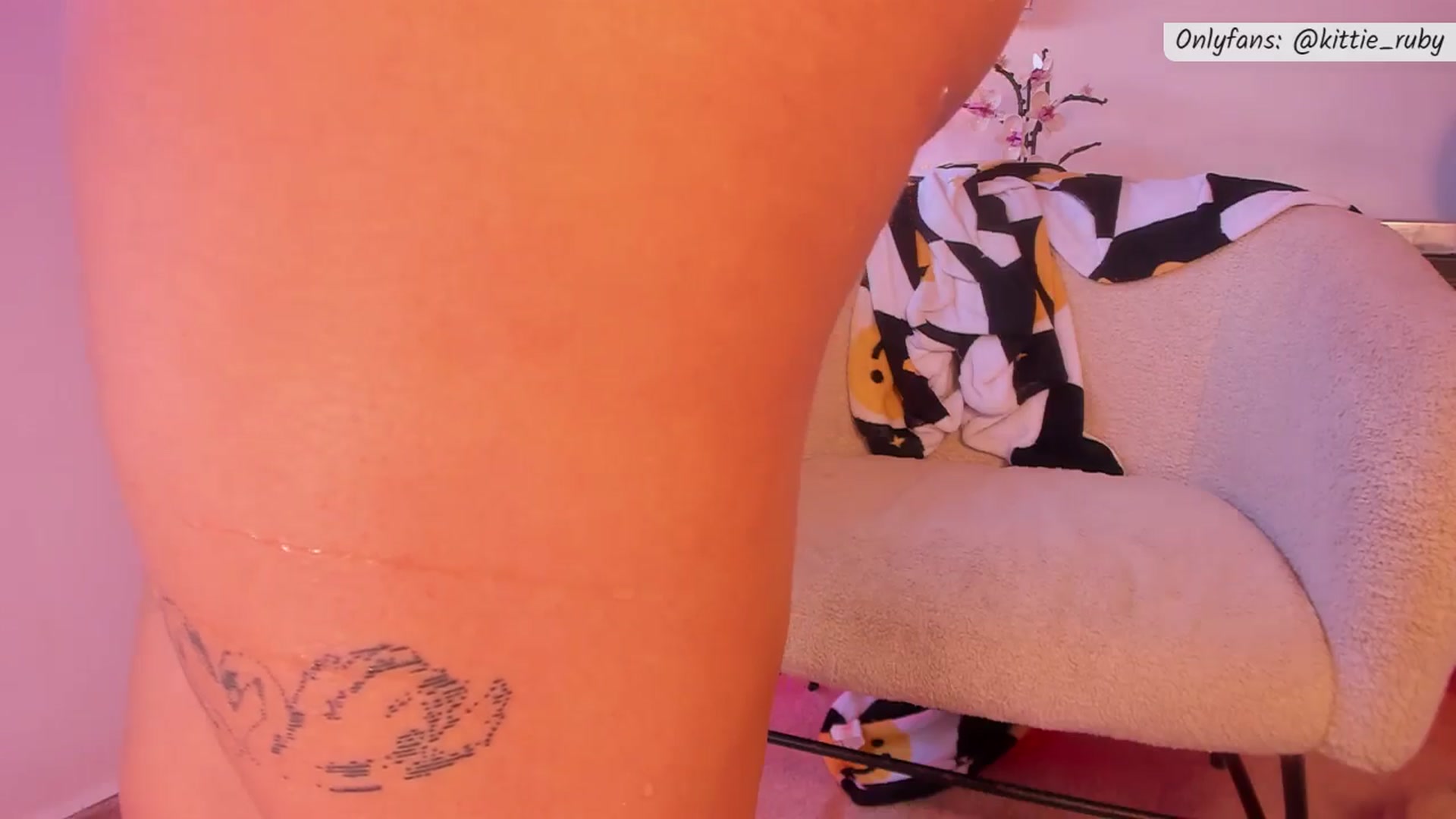 Gallery image thumbnail from kittieEVIL's myfreecams stream on, 01/02/2026, 20:38 image 15 of 20