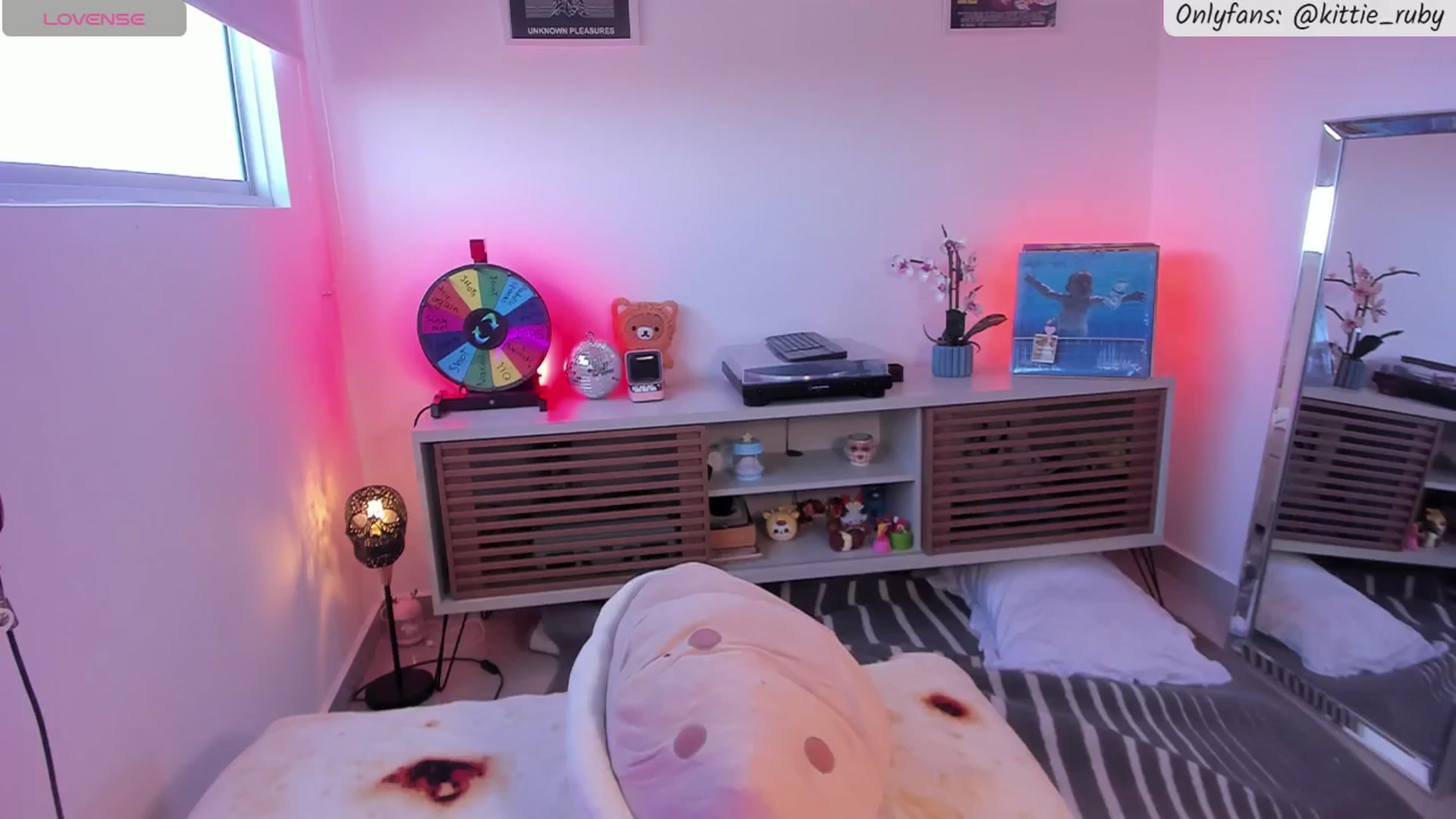 Gallery image thumbnail from kittieEVIL's myfreecams stream on, 01/20/2026, 21:11 image 19 of 20