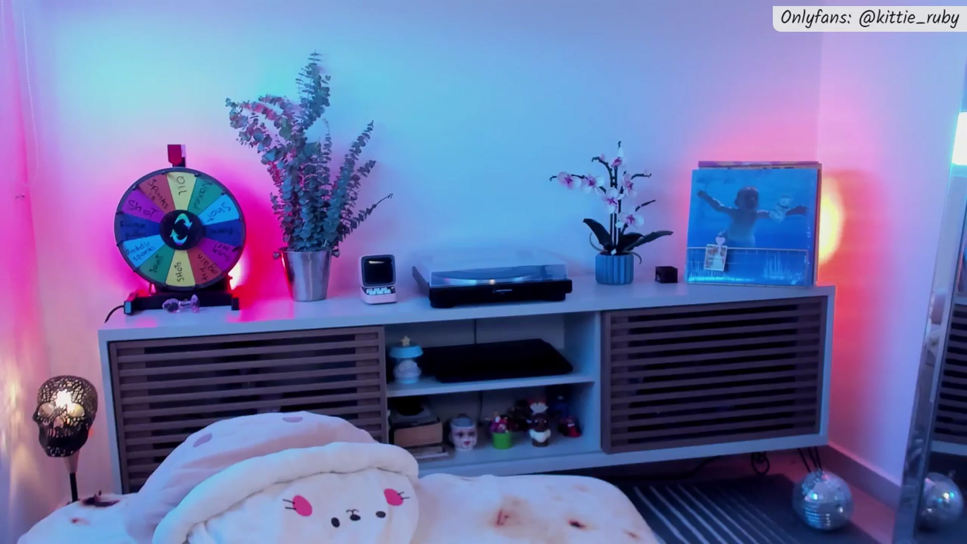Gallery image thumbnail from kittieEVIL's myfreecams stream on, 01/23/2026, 20:59 image 4 of 20