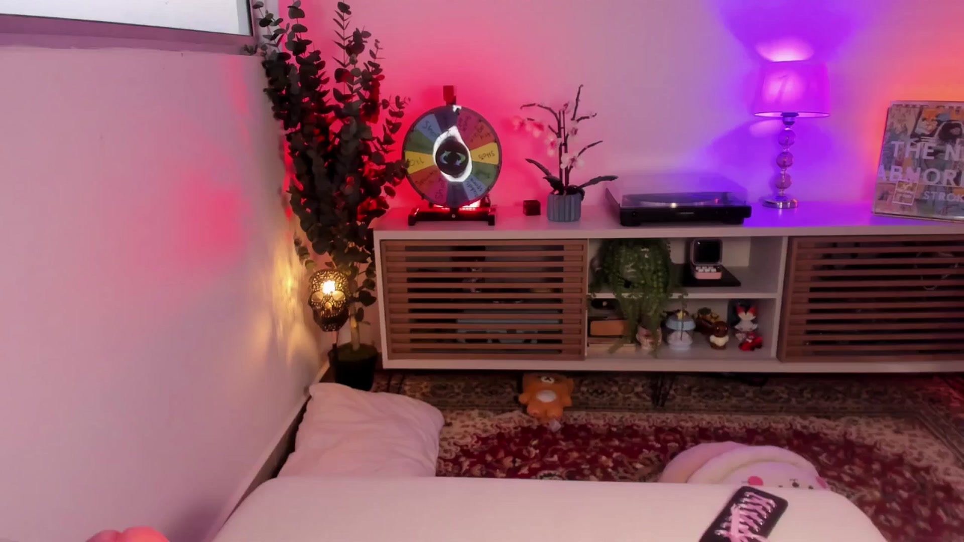Gallery image thumbnail from kittieEVIL's myfreecams stream on, 02/04/2026, 23:33 image 18 of 20