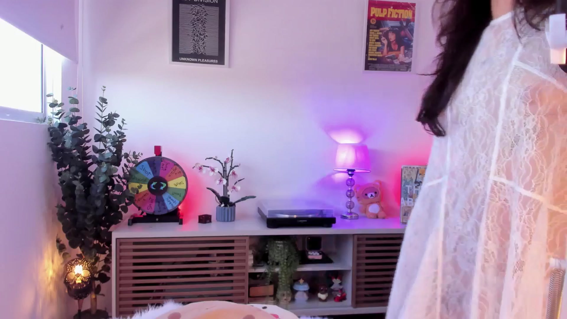 Gallery image thumbnail from kittieEVIL's myfreecams stream on, 02/10/2026, 19:33 image 13 of 20
