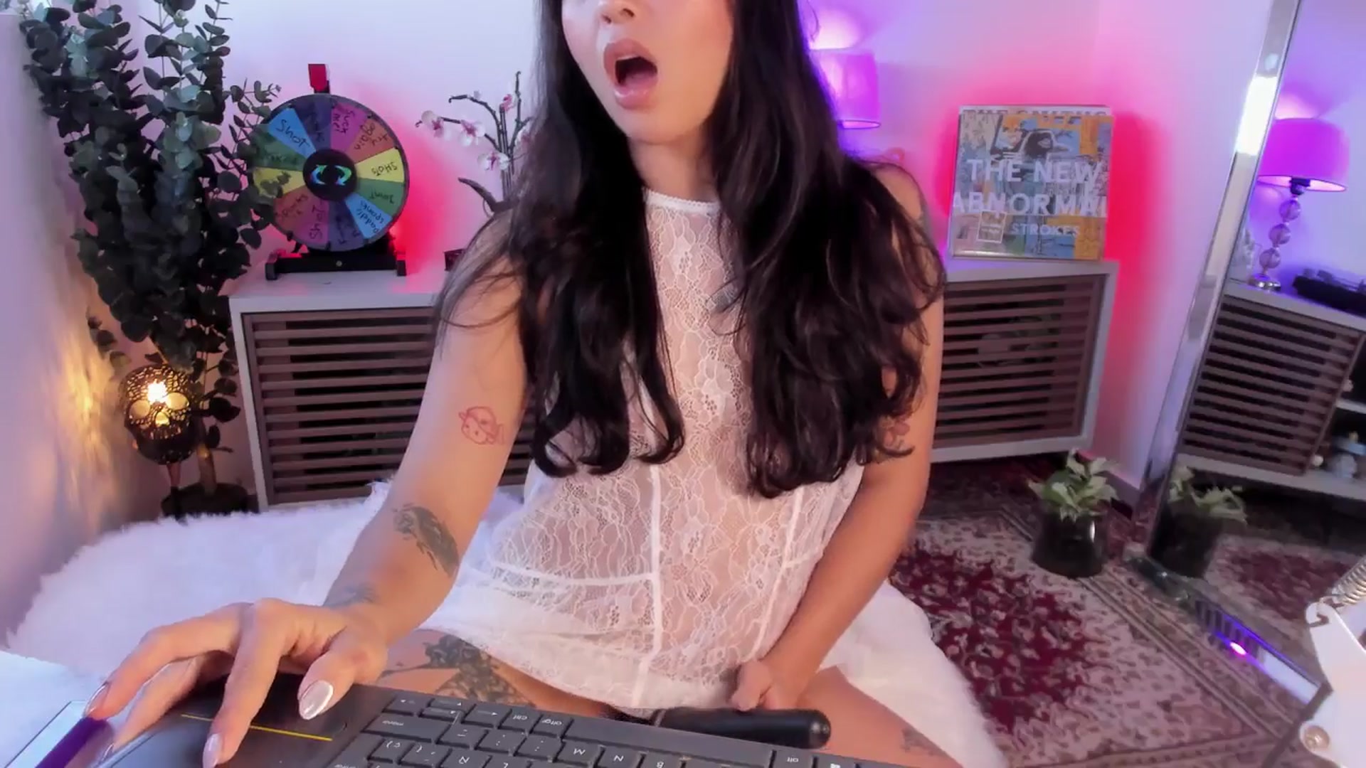 Gallery image thumbnail from kittieEVIL's myfreecams stream on, 02/10/2026, 21:06 image 8 of 20