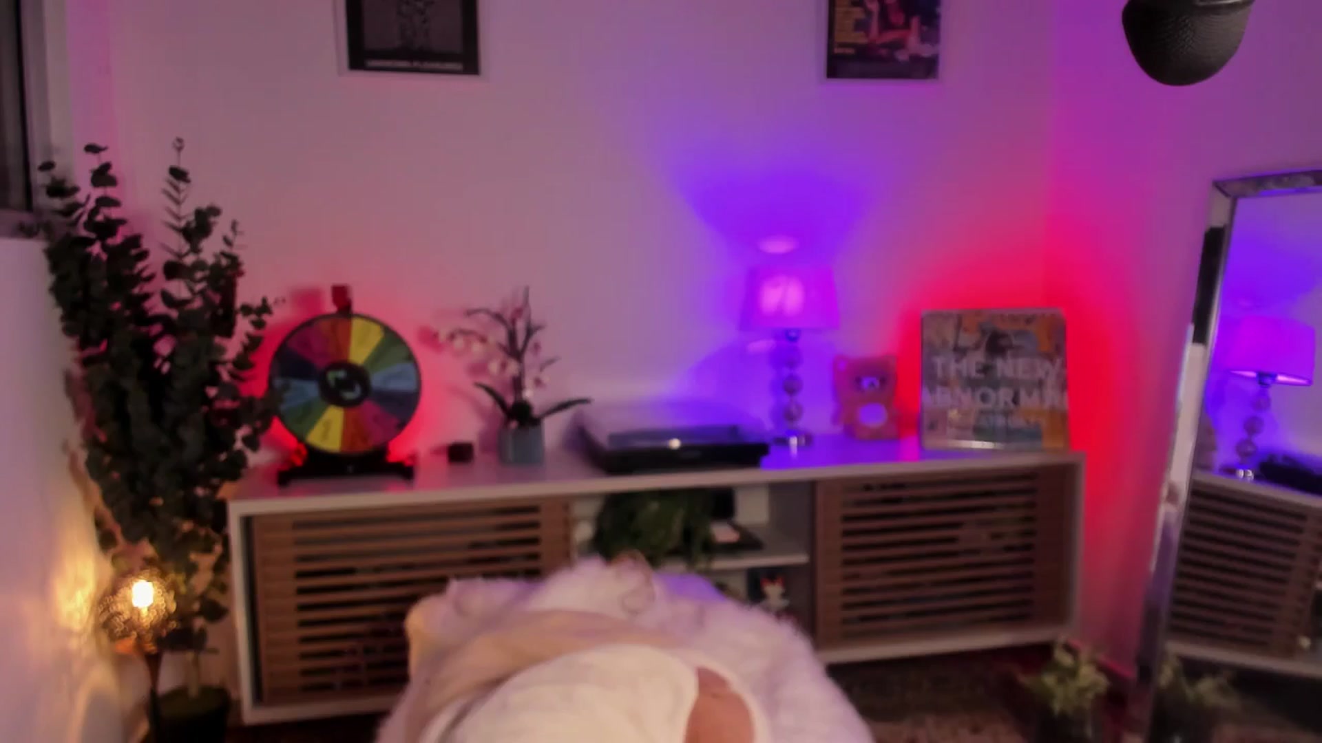 Gallery image thumbnail from kittieEVIL's myfreecams stream on, 02/15/2026, 24:31 image 15 of 20