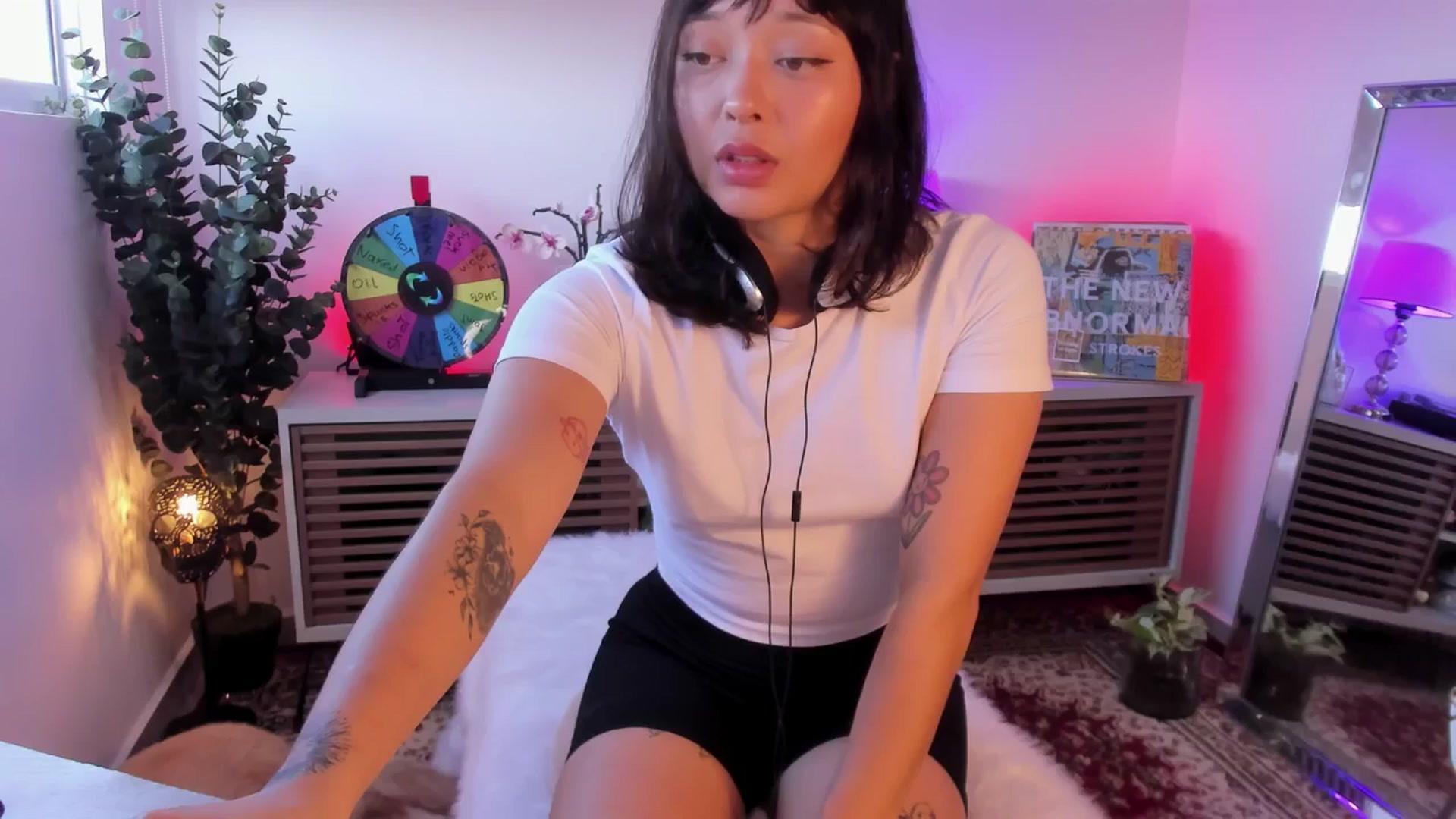 Gallery image thumbnail from kittieEVIL's myfreecams stream on, 02/18/2026, 22:26 image 7 of 20