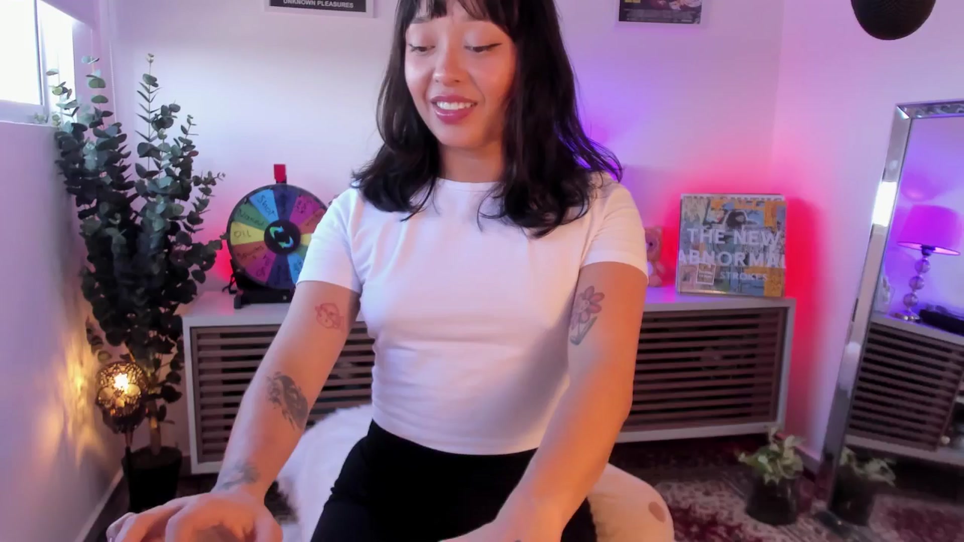 Gallery image thumbnail from kittieEVIL's myfreecams stream on, 02/18/2026, 22:26 image 3 of 20