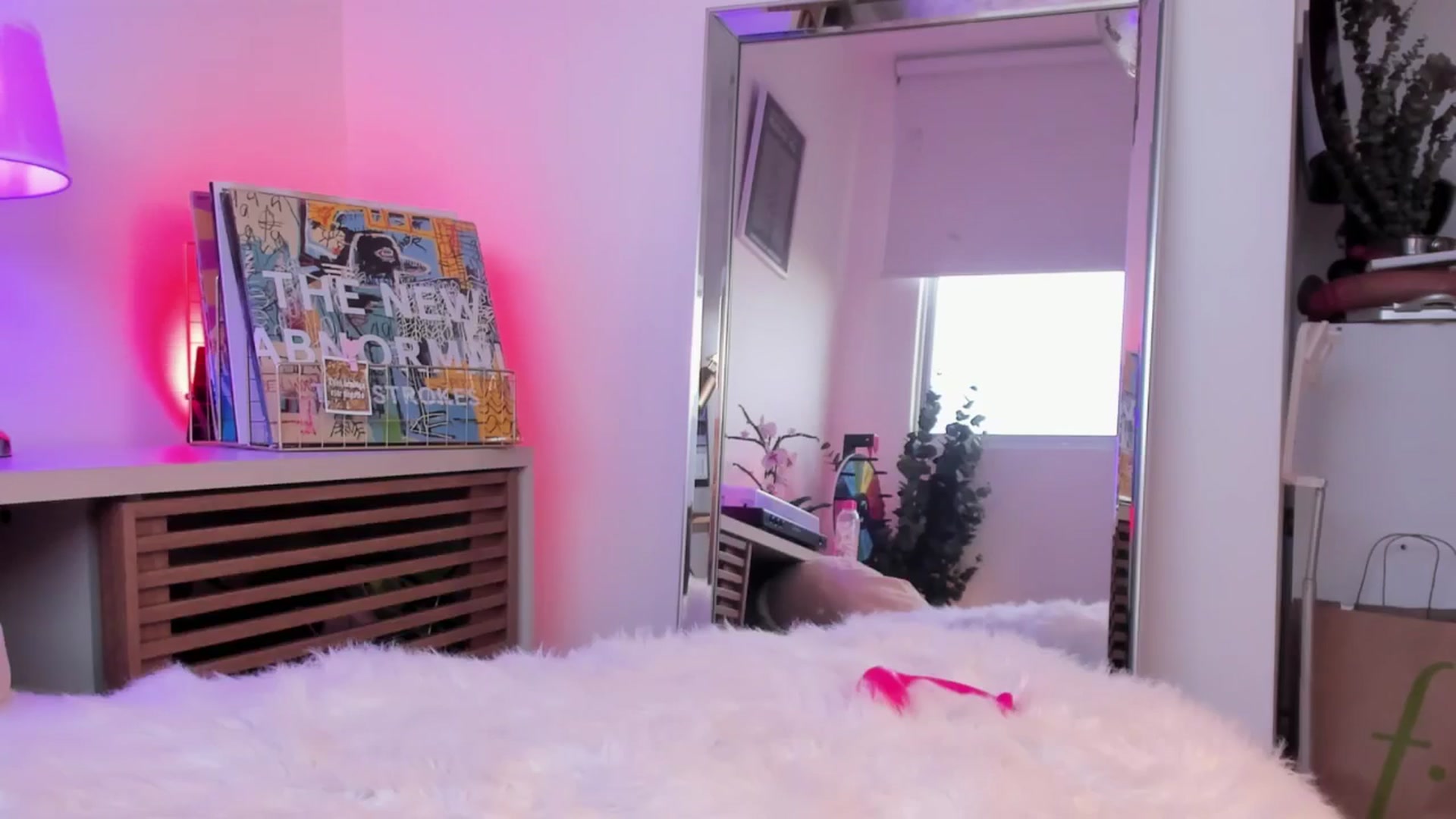 Gallery image thumbnail from kittieEVIL's myfreecams stream on, 02/18/2026, 23:46 image 2 of 20