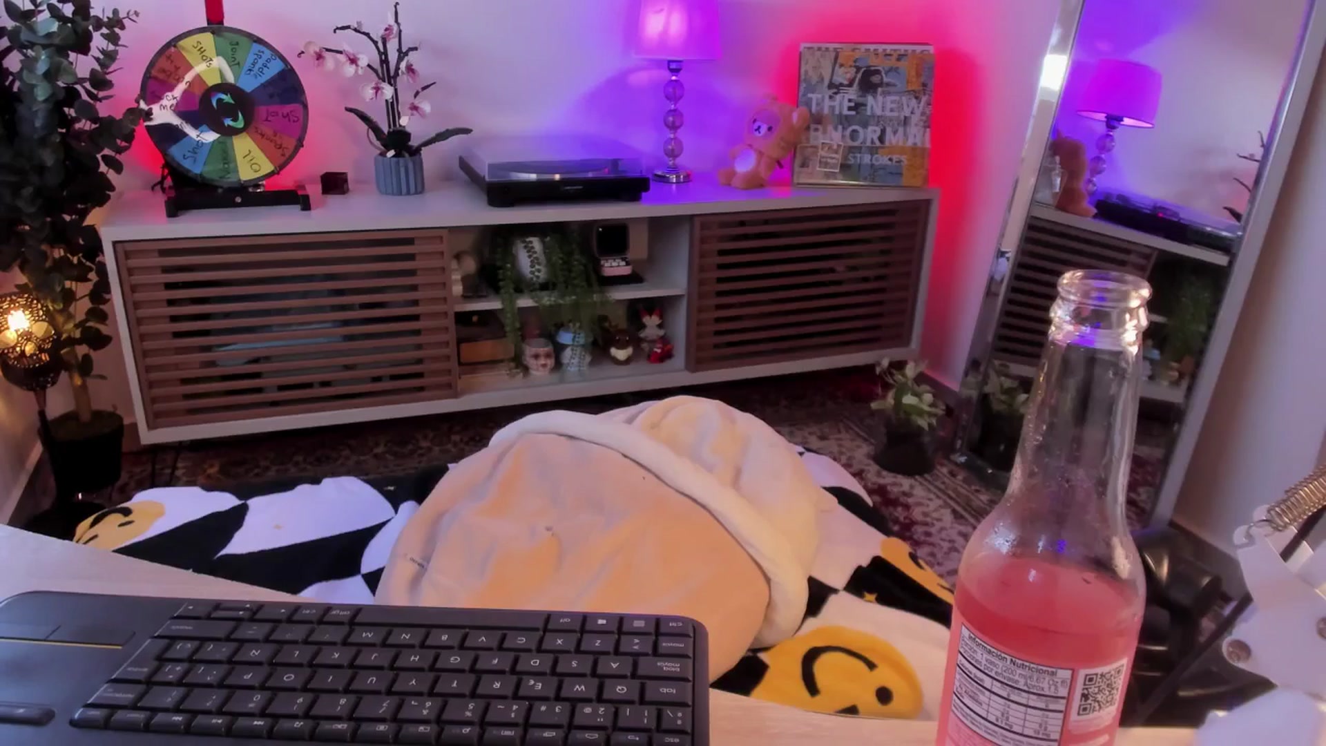 Gallery image thumbnail from kittieEVIL's myfreecams stream on, 02/21/2026, 21:12 image 4 of 20