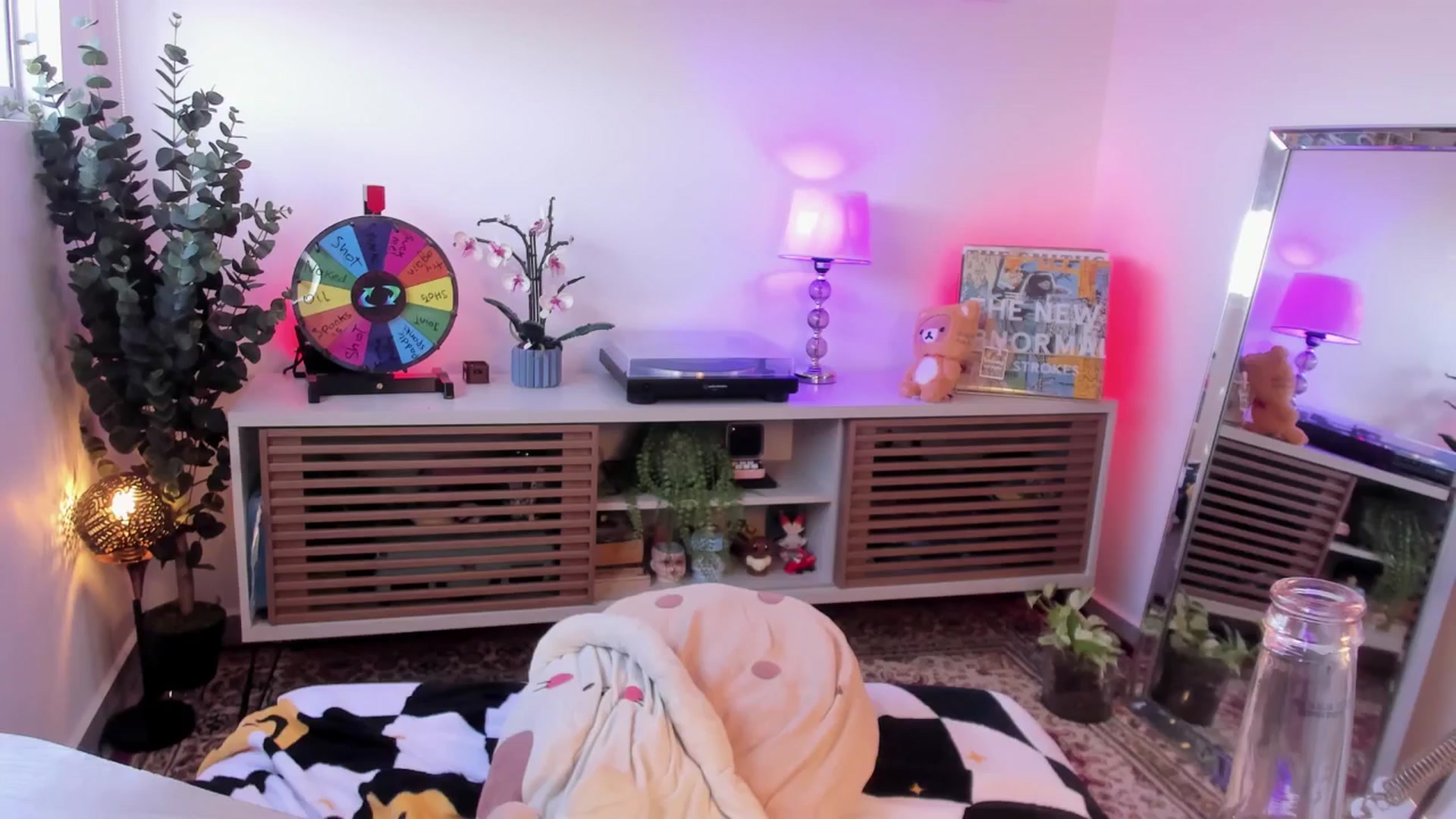 Gallery image thumbnail from kittieEVIL's myfreecams stream on, 02/26/2026, 21:56 image 9 of 20