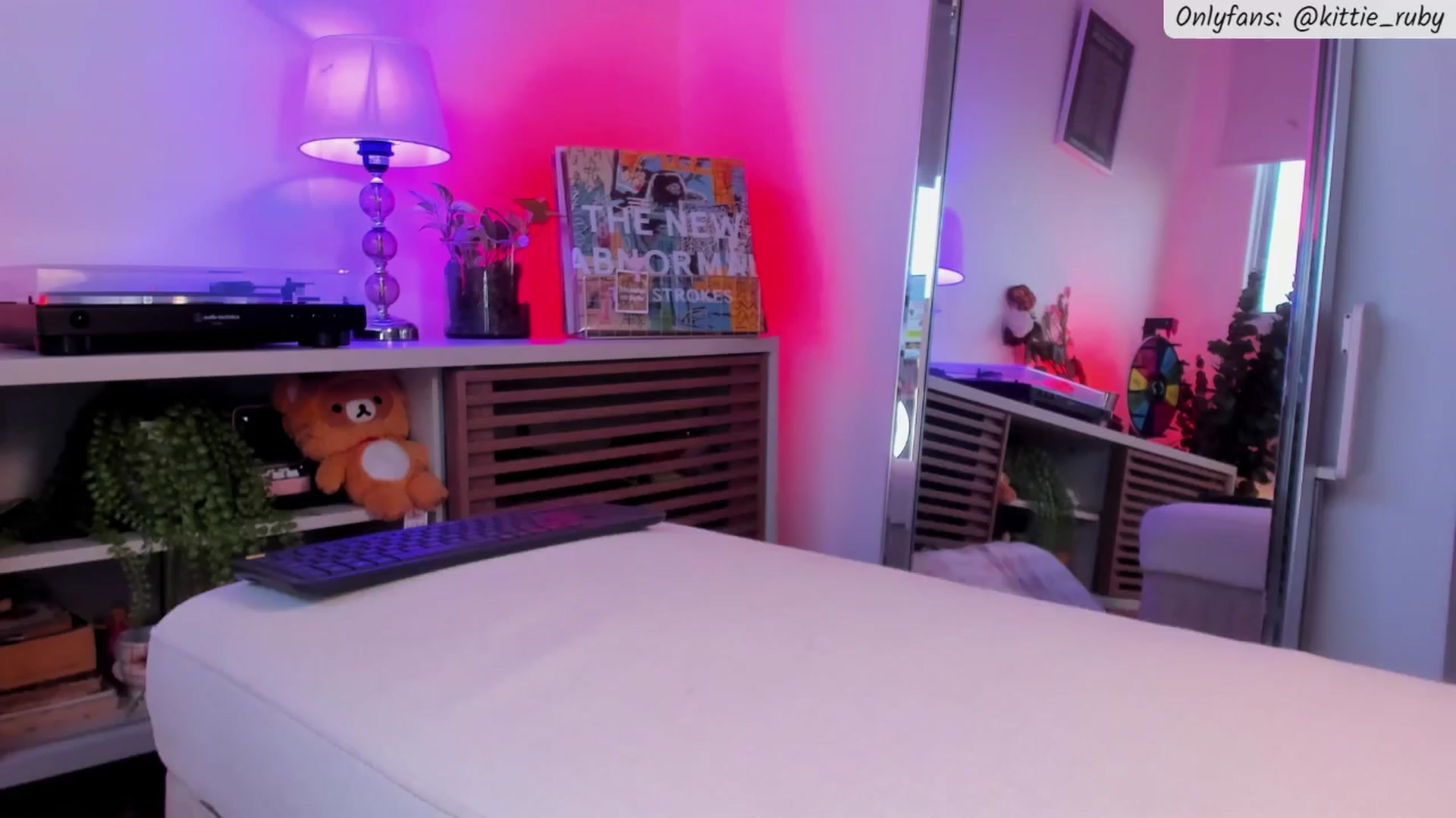 Gallery image thumbnail from kittieEVIL's myfreecams stream on, 03/09/2026, 23:53 image 7 of 20