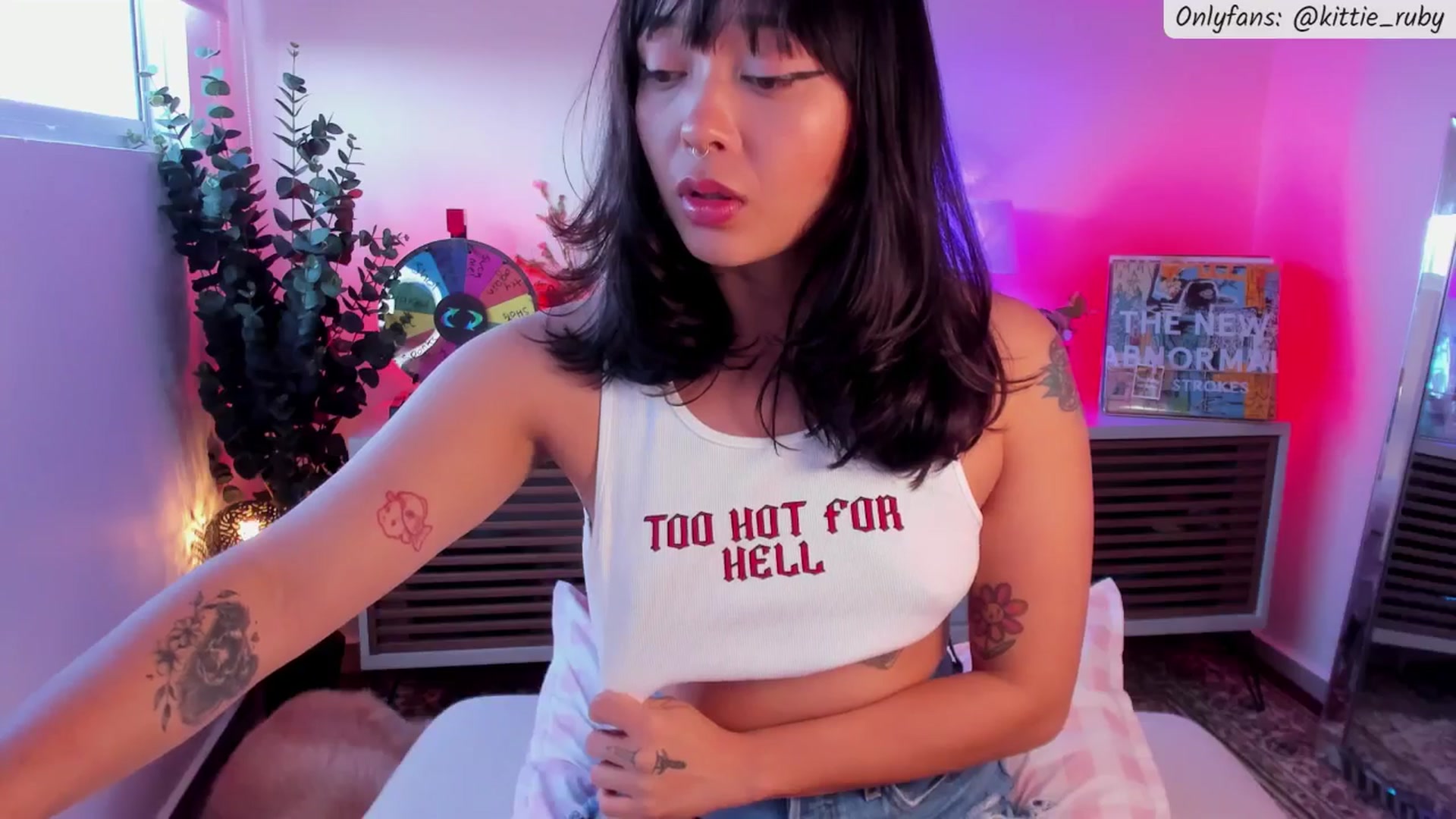 Gallery image thumbnail from kittieEVIL's myfreecams stream on, 03/11/2026, 21:57 image 20 of 20