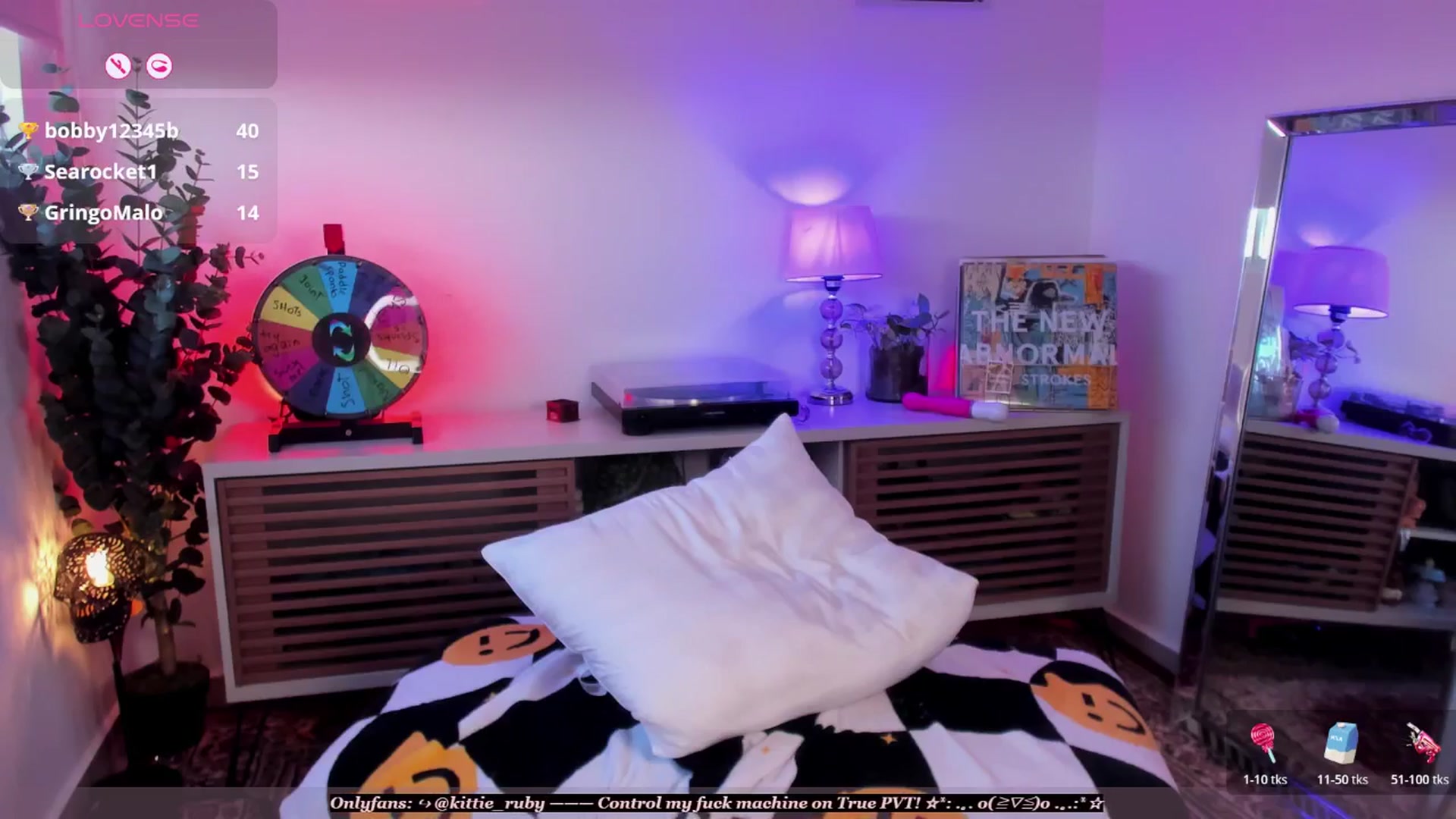 Gallery image thumbnail from kittieEVIL's myfreecams stream on, 03/21/2026, 22:38 image 3 of 20