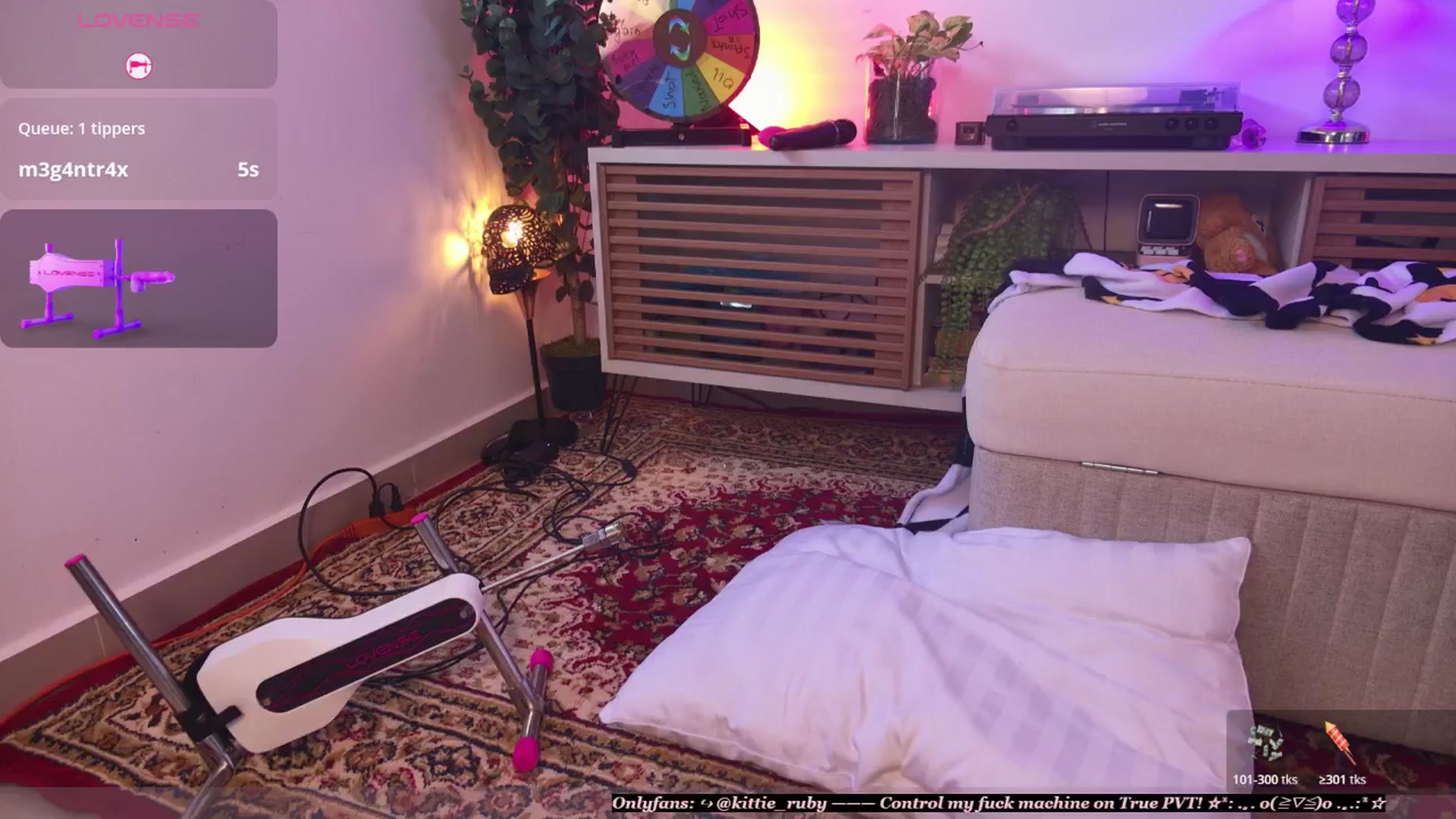 Gallery image thumbnail from kittieEVIL's myfreecams stream on, 03/25/2026, 21:02 image 3 of 20
