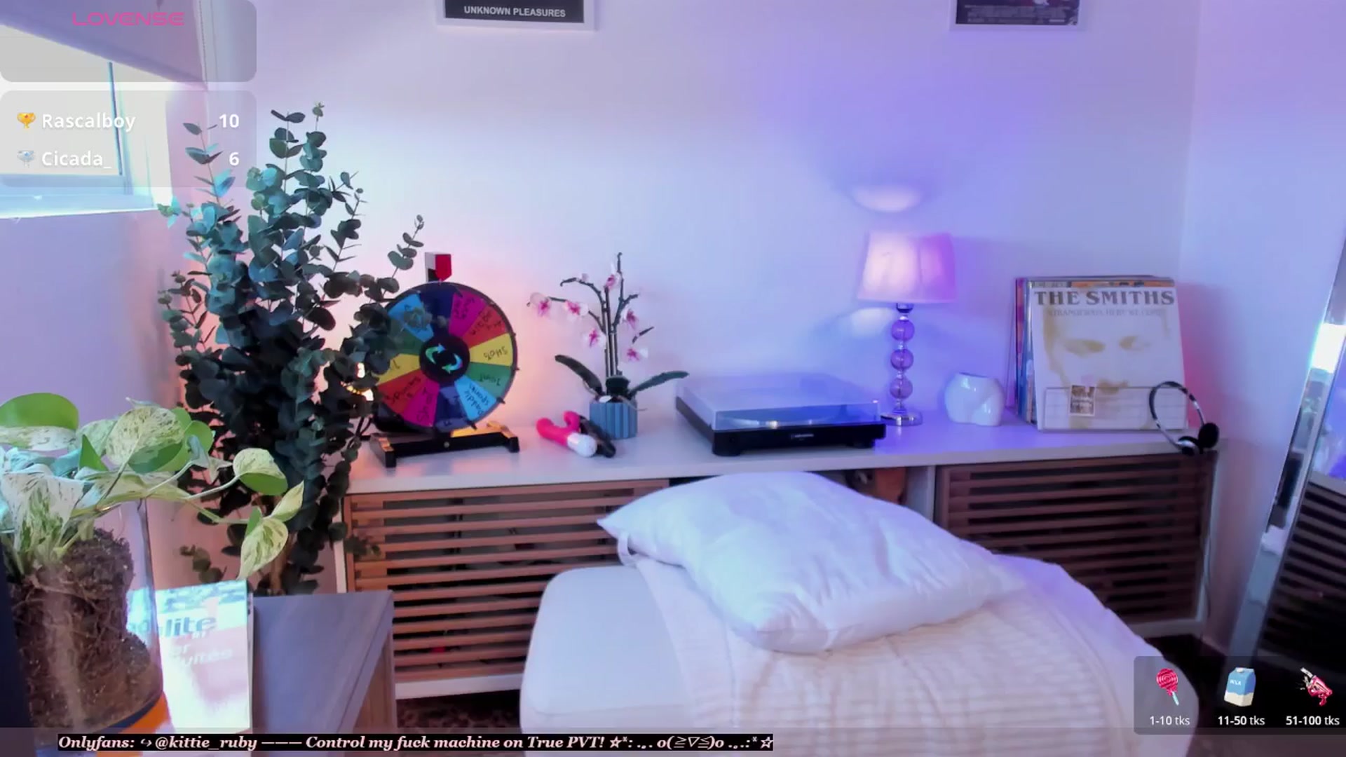 Gallery image thumbnail from kittieEVIL's myfreecams stream on, 04/02/2026, 18:32 image 8 of 20