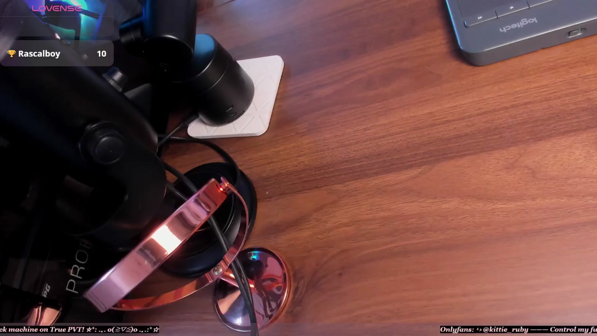 Gallery image thumbnail from kittieEVIL's myfreecams stream on, 04/02/2026, 18:32 image 1 of 20