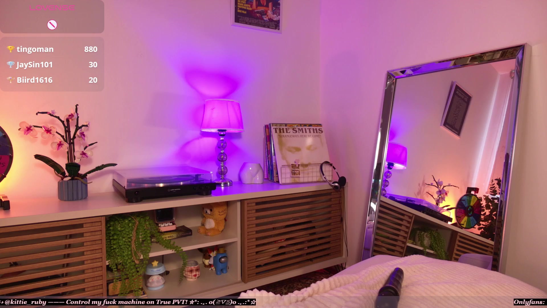 Gallery image thumbnail from kittieEVIL's myfreecams stream on, 04/05/2026, 19:27 image 16 of 20