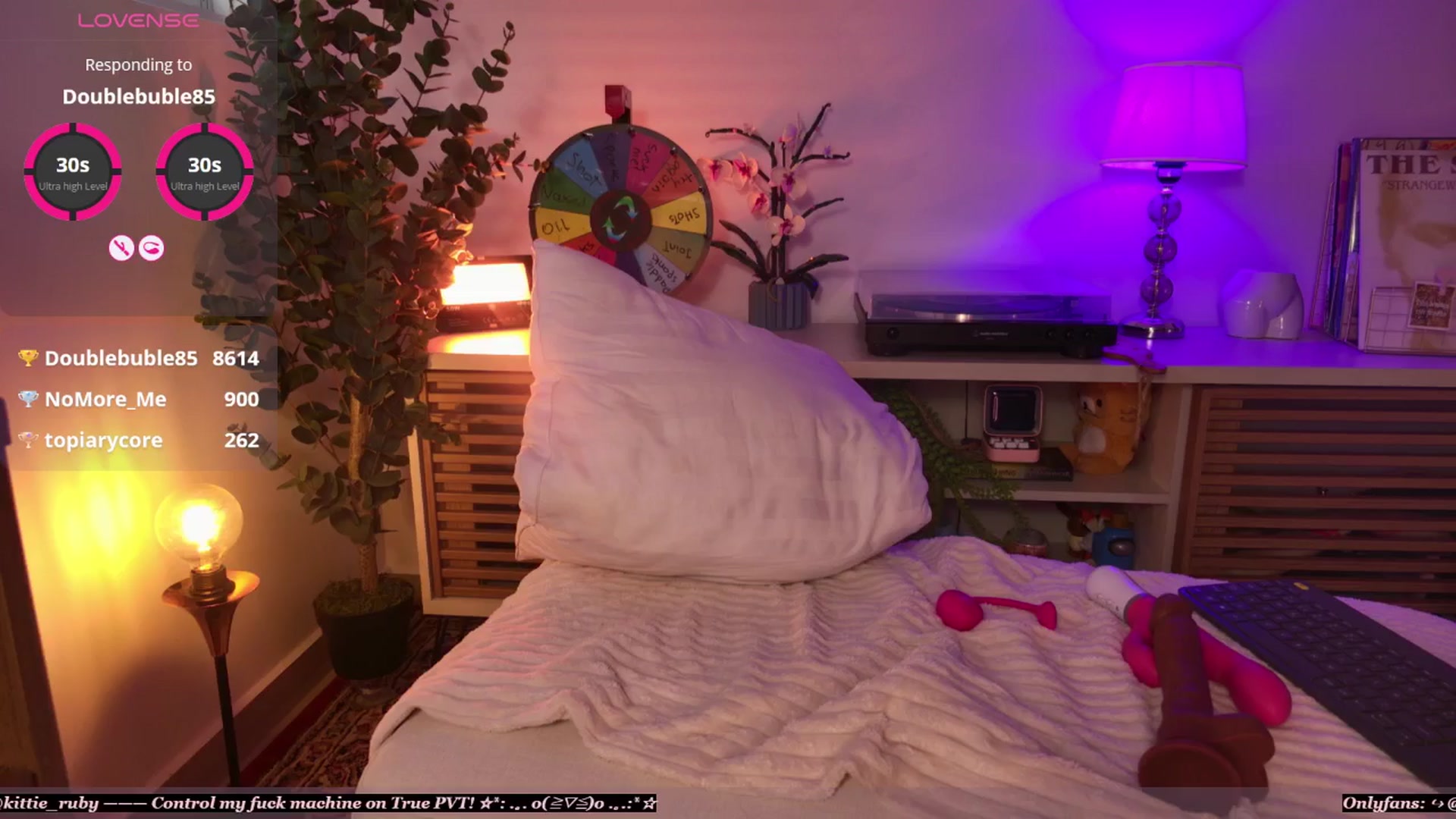 Gallery image thumbnail from kittieEVIL's myfreecams stream on, 04/06/2026, 23:36 image 1 of 20