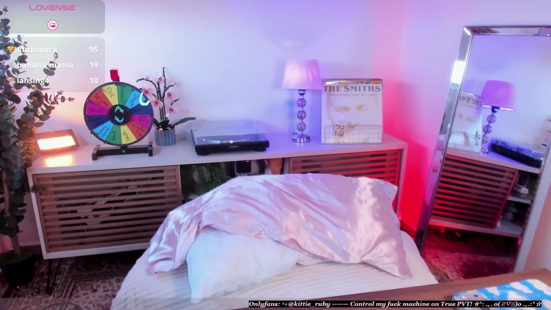 Gallery image thumbnail from kittieEVIL's myfreecams stream on, 04/16/2026, 23:06 image 8 of 20