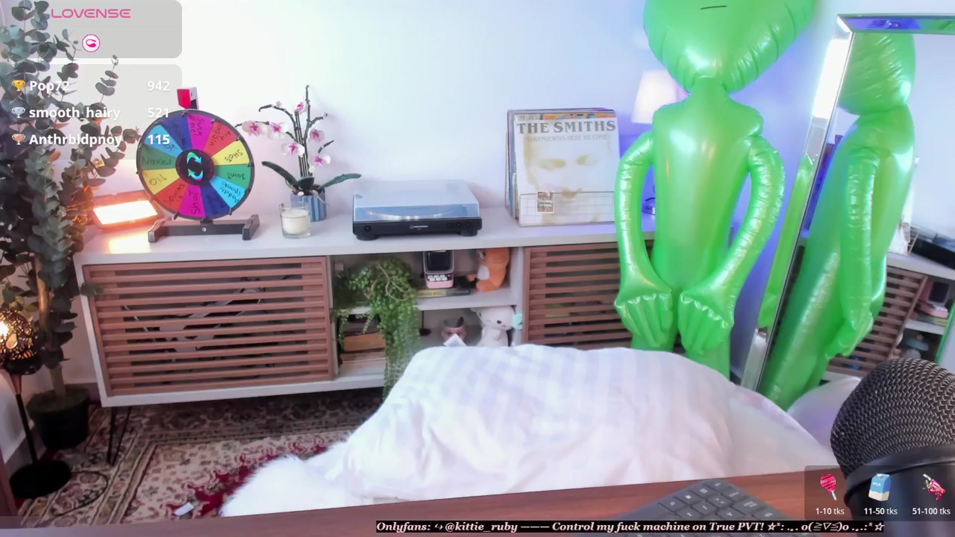 Gallery image thumbnail from kittieEVIL's myfreecams stream on, 04/21/2026, 23:49 image 3 of 20
