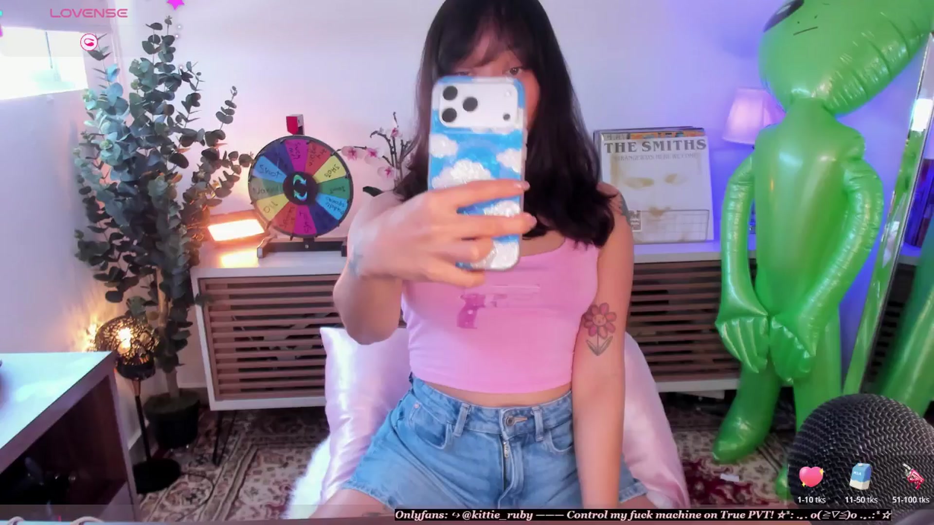 Gallery image thumbnail from kittieEVIL's myfreecams stream on, 04/28/2026, 16:47 image 1 of 20