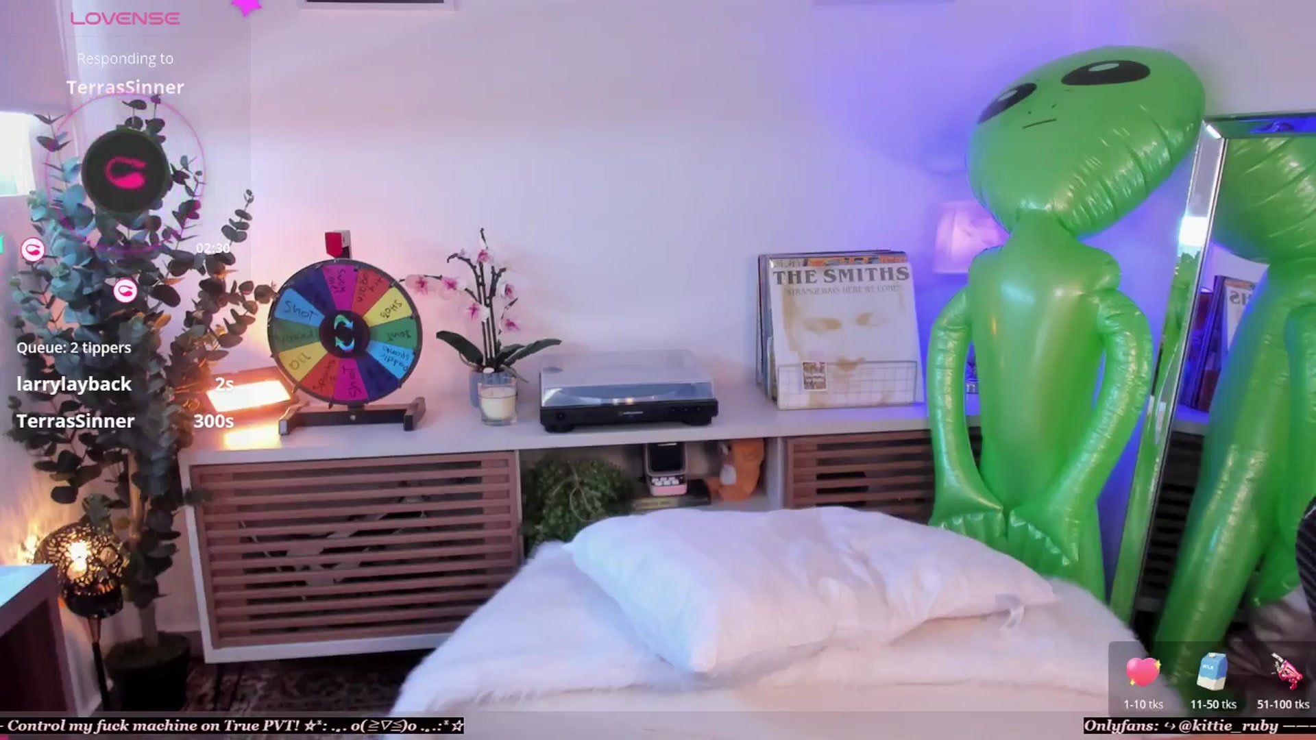 Gallery image thumbnail from kittieEVIL's myfreecams stream on, 04/28/2026, 17:00 image 14 of 20