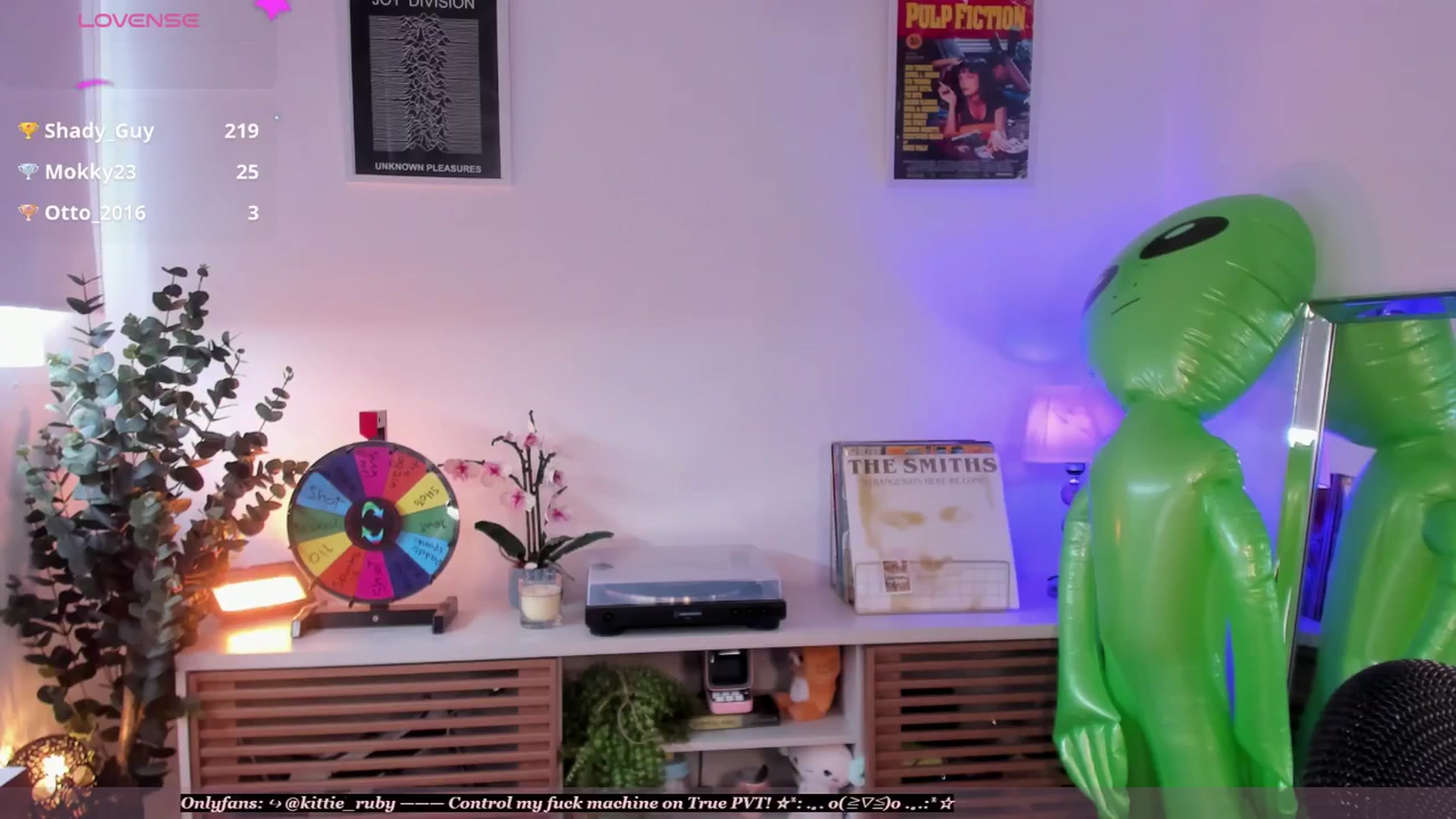 Gallery image thumbnail from kittieEVIL's myfreecams stream on, 04/30/2026, 17:38 image 18 of 20