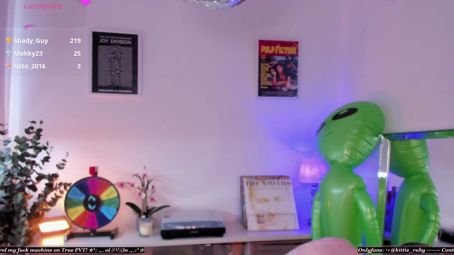 Gallery image thumbnail from kittieEVIL's myfreecams stream on, 04/30/2026, 17:38 image 15 of 20