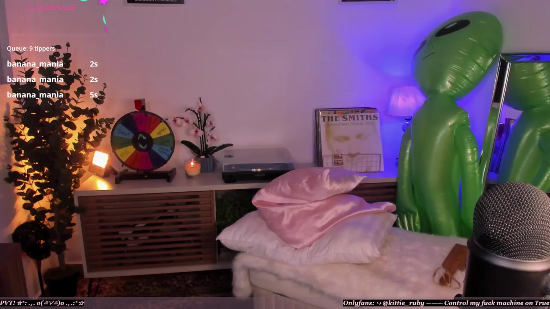 Gallery image thumbnail from kittieEVIL's myfreecams stream on, 05/03/2026, 24:51 image 3 of 20