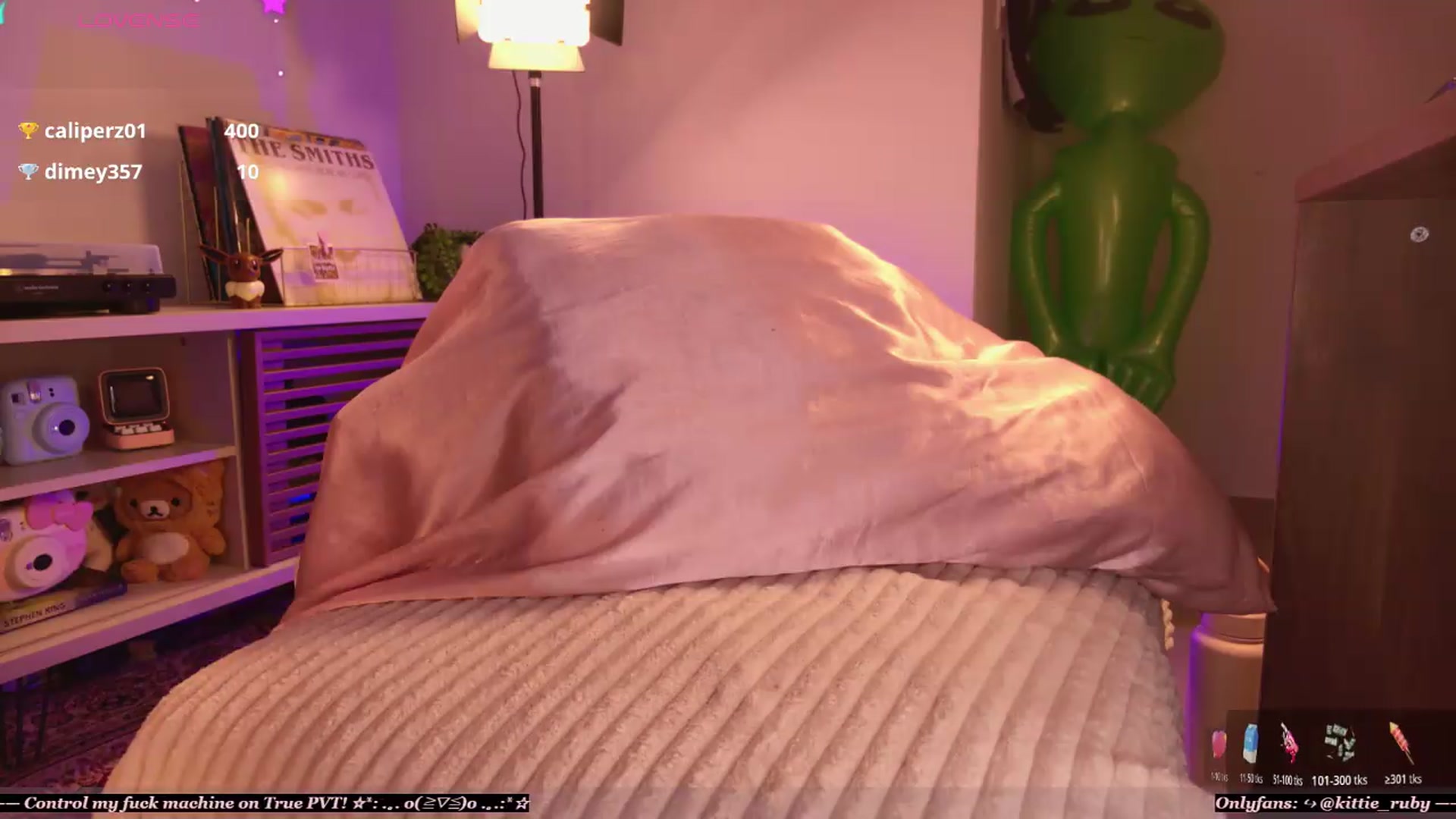 Gallery image thumbnail from kittieEVIL's myfreecams stream on, 05/12/2026, 24:01 image 5 of 20