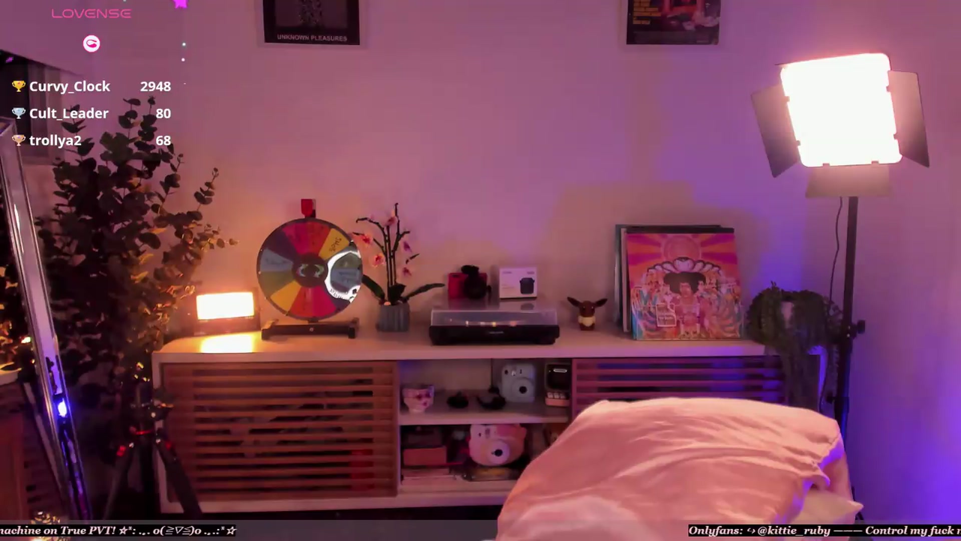 Gallery image thumbnail from kittieEVIL's myfreecams stream on, 05/27/2026, 23:59 image 6 of 20
