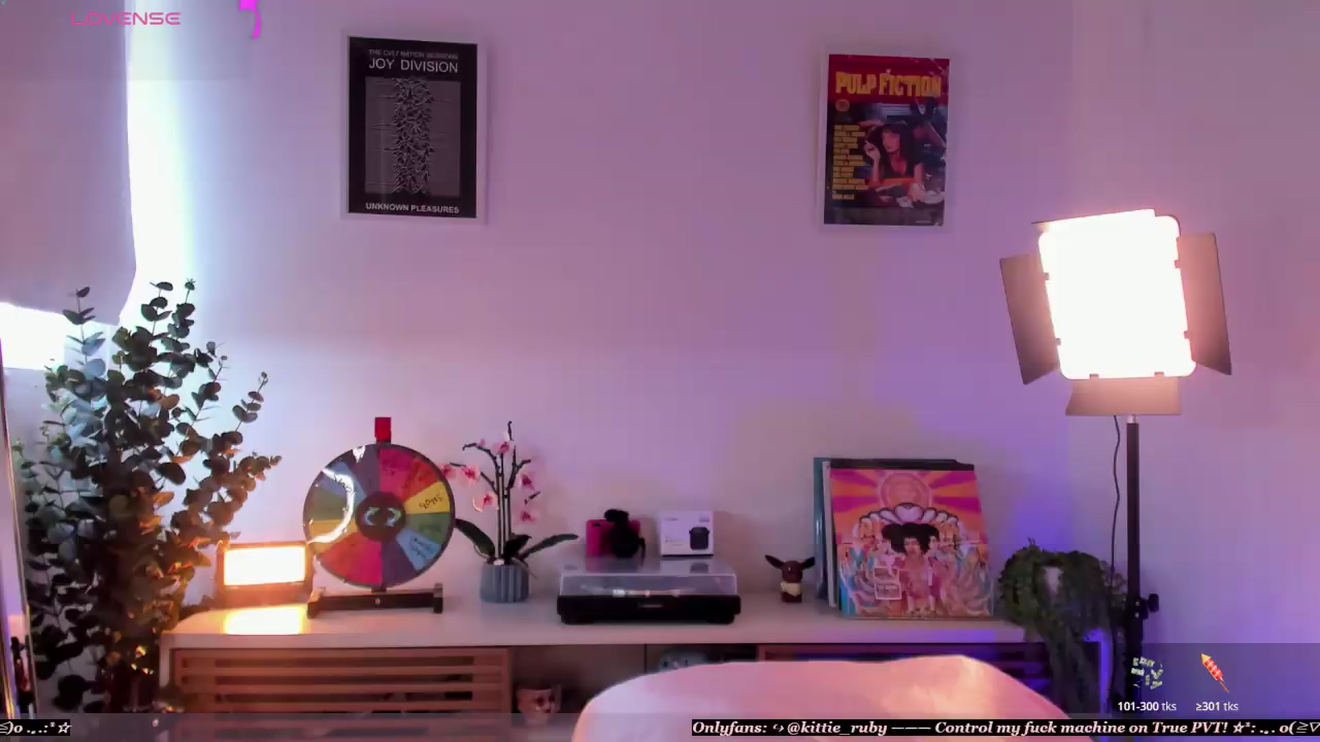 Gallery image thumbnail from kittieEVIL's myfreecams stream on, 05/28/2026, 18:54 image 3 of 20
