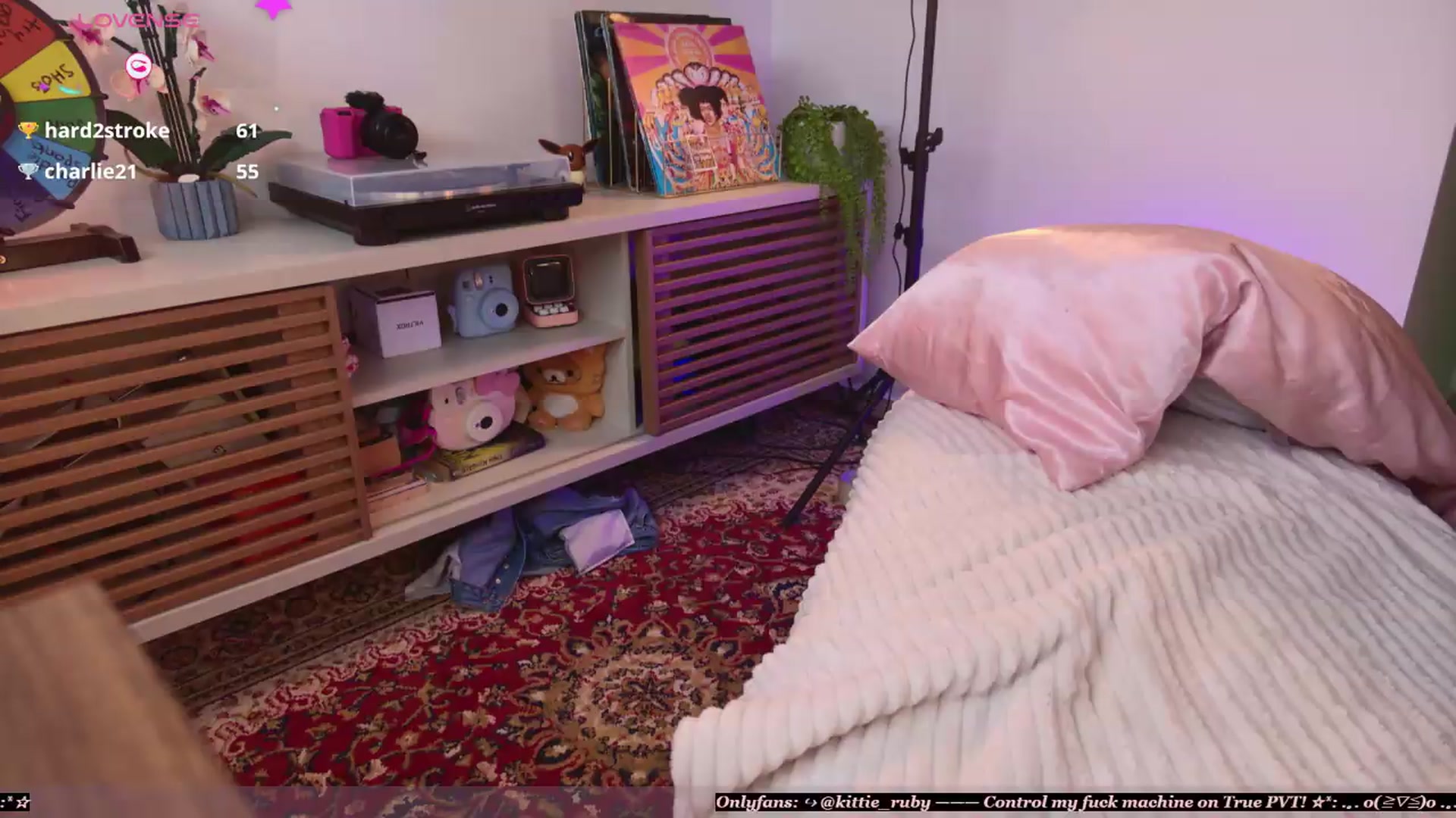 Gallery image thumbnail from kittieEVIL's myfreecams stream on, 06/04/2026, 20:36 image 17 of 20