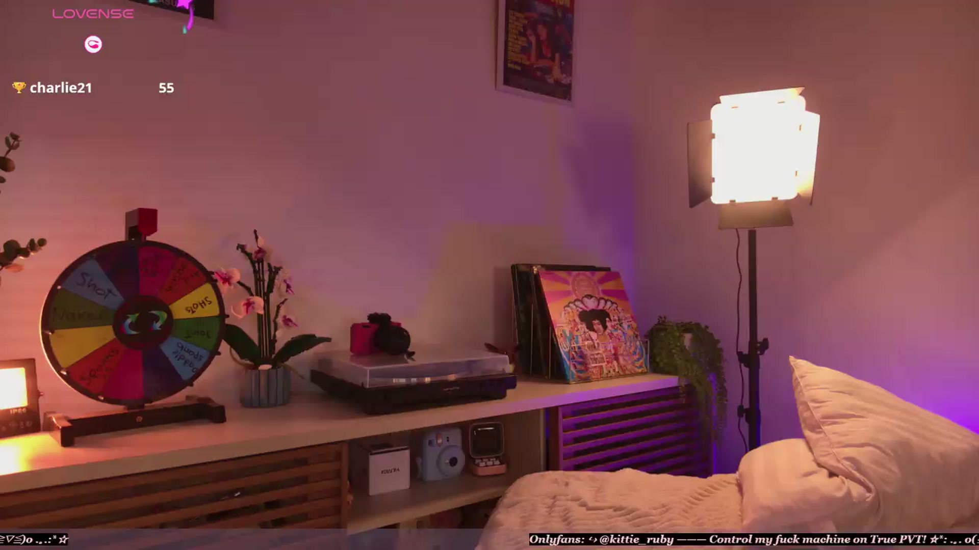 Gallery image thumbnail from kittieEVIL's myfreecams stream on, 06/04/2026, 20:36 image 14 of 20