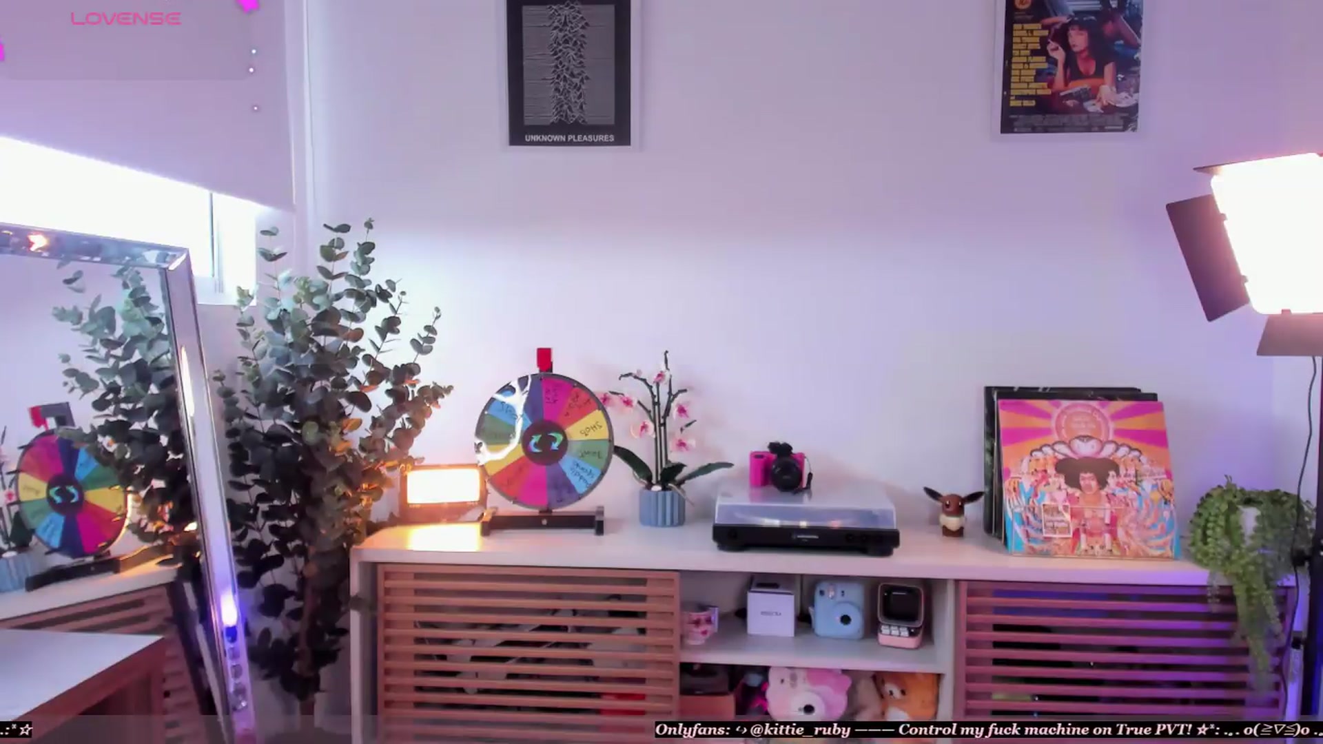 Gallery image thumbnail from kittieEVIL's myfreecams stream on, 06/05/2026, 18:08 image 10 of 20