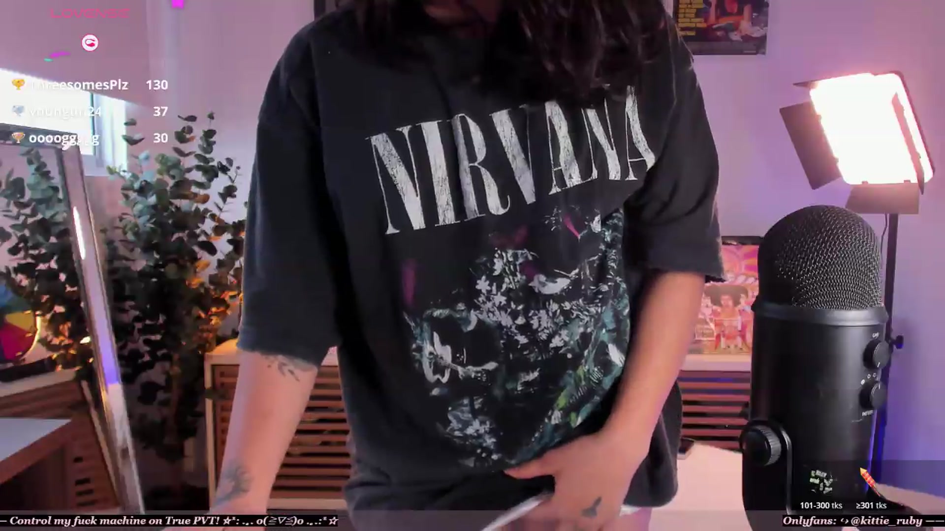 Gallery image thumbnail from kittieEVIL's myfreecams stream on, 06/06/2026, 18:25 image 8 of 20