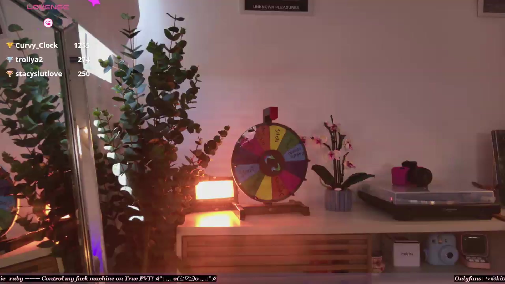 Gallery image thumbnail from kittieEVIL's myfreecams stream on, 06/20/2026, 18:33 image 1 of 20